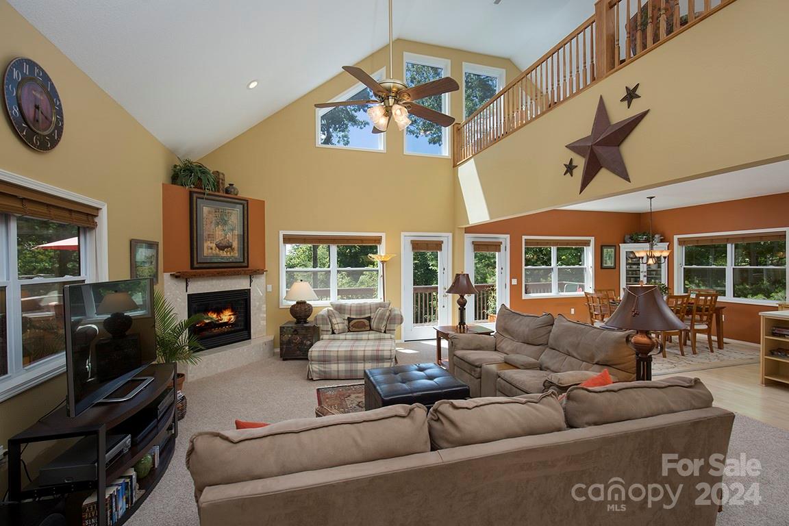 21 Beechwood Lane