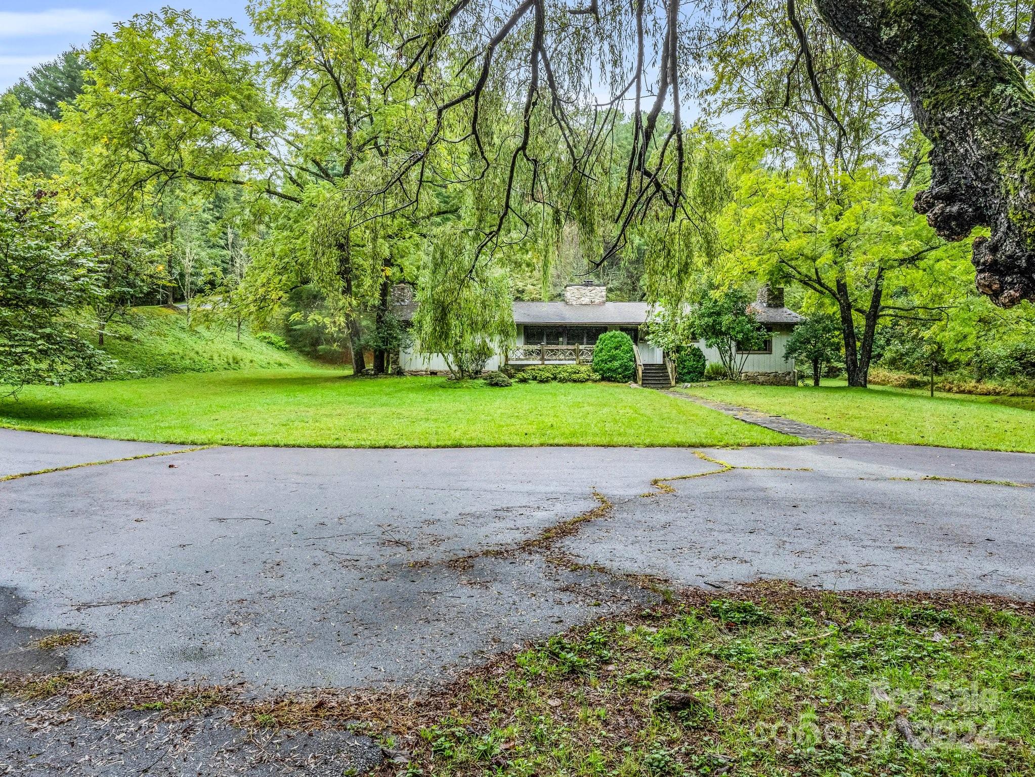 270 Mills River Way