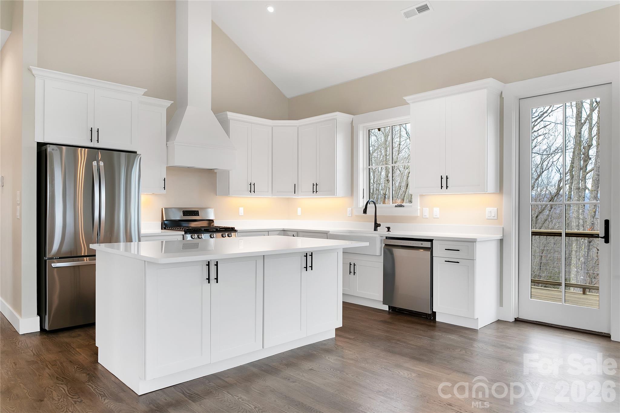 371 E Falls View Drive