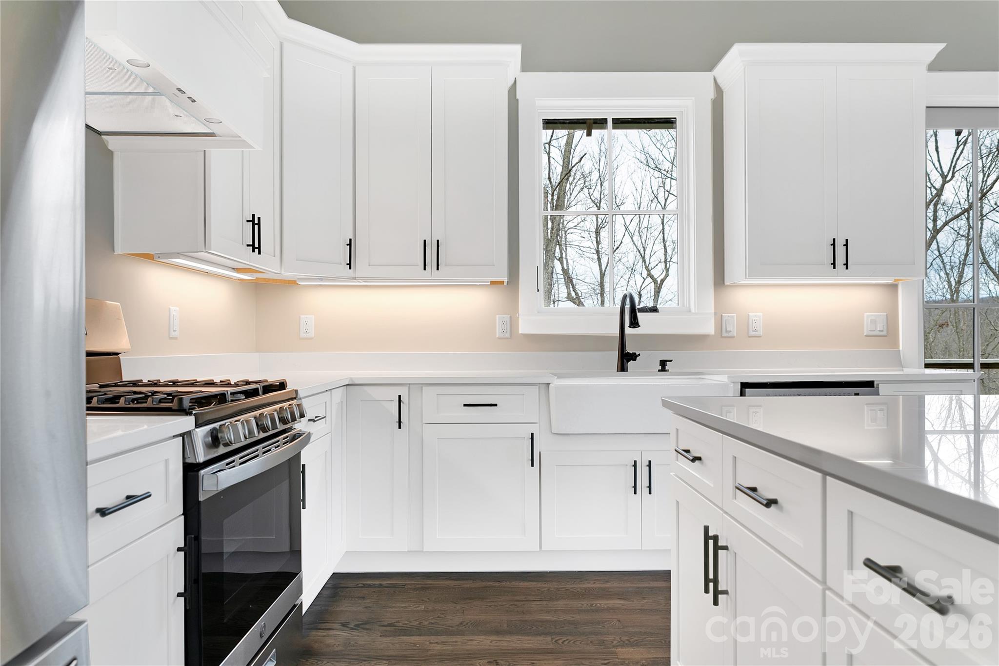 371 E Falls View Drive