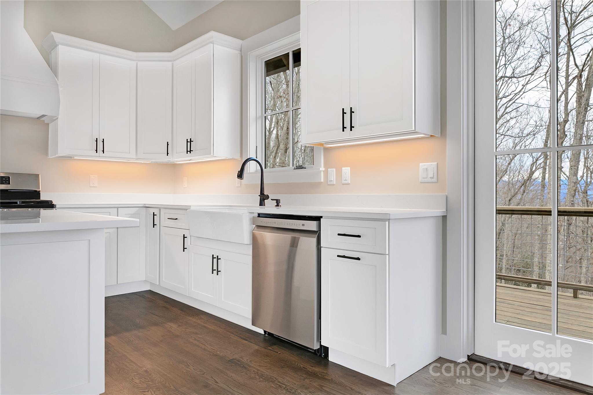 371 E Falls View Drive