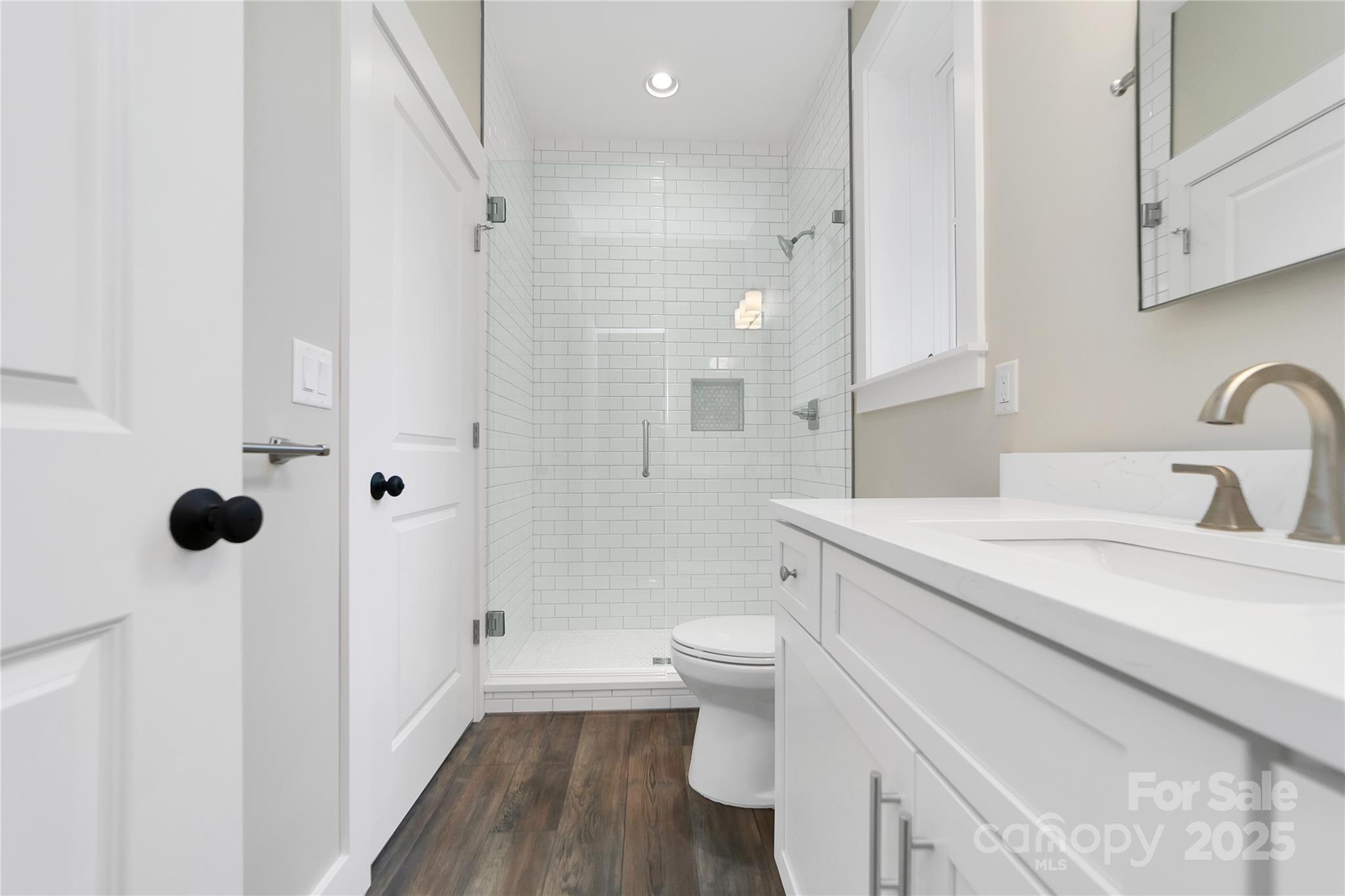 371 E Falls View Drive