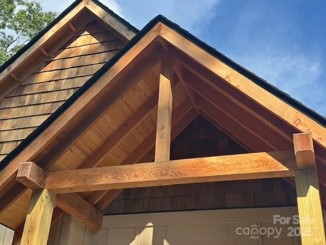 371 E Falls View Drive