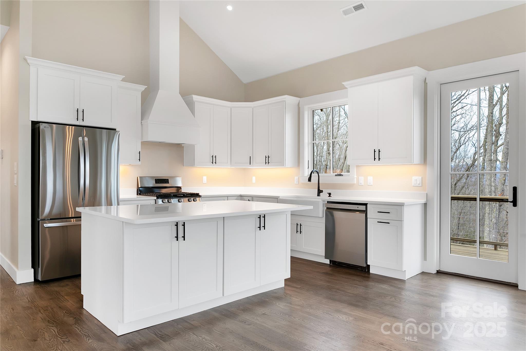 371 E Falls View Drive