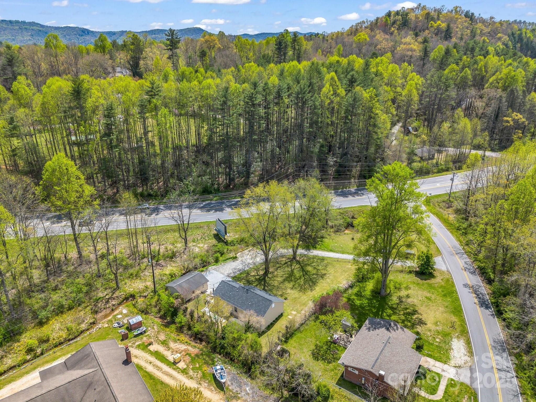 565 Nicholson Creek Road