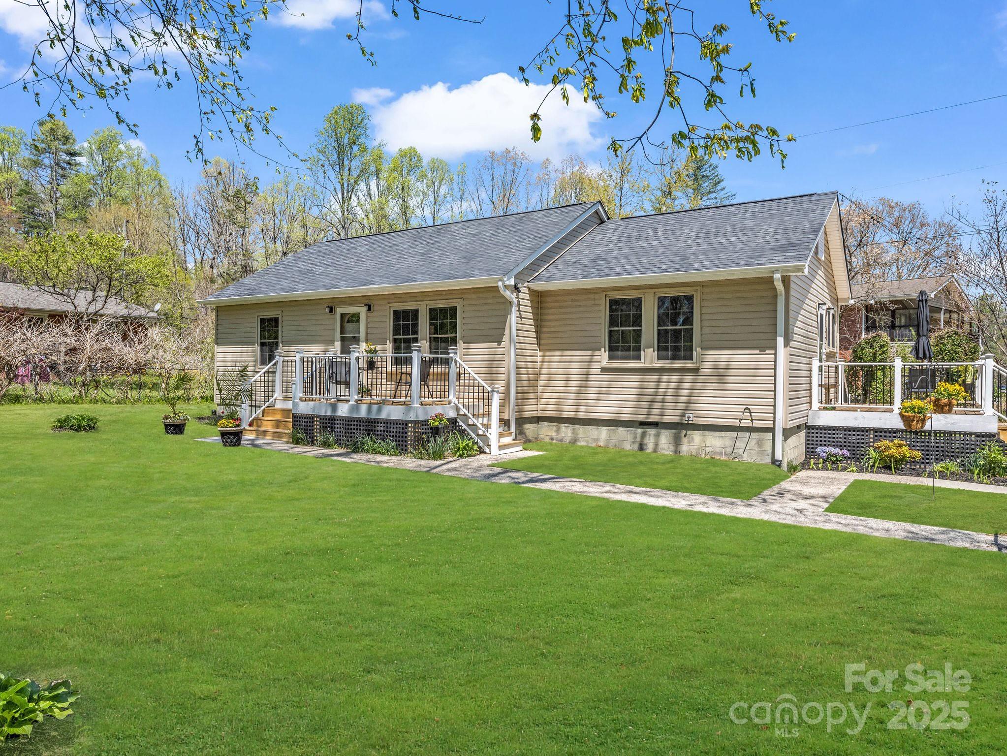 565 Nicholson Creek Road