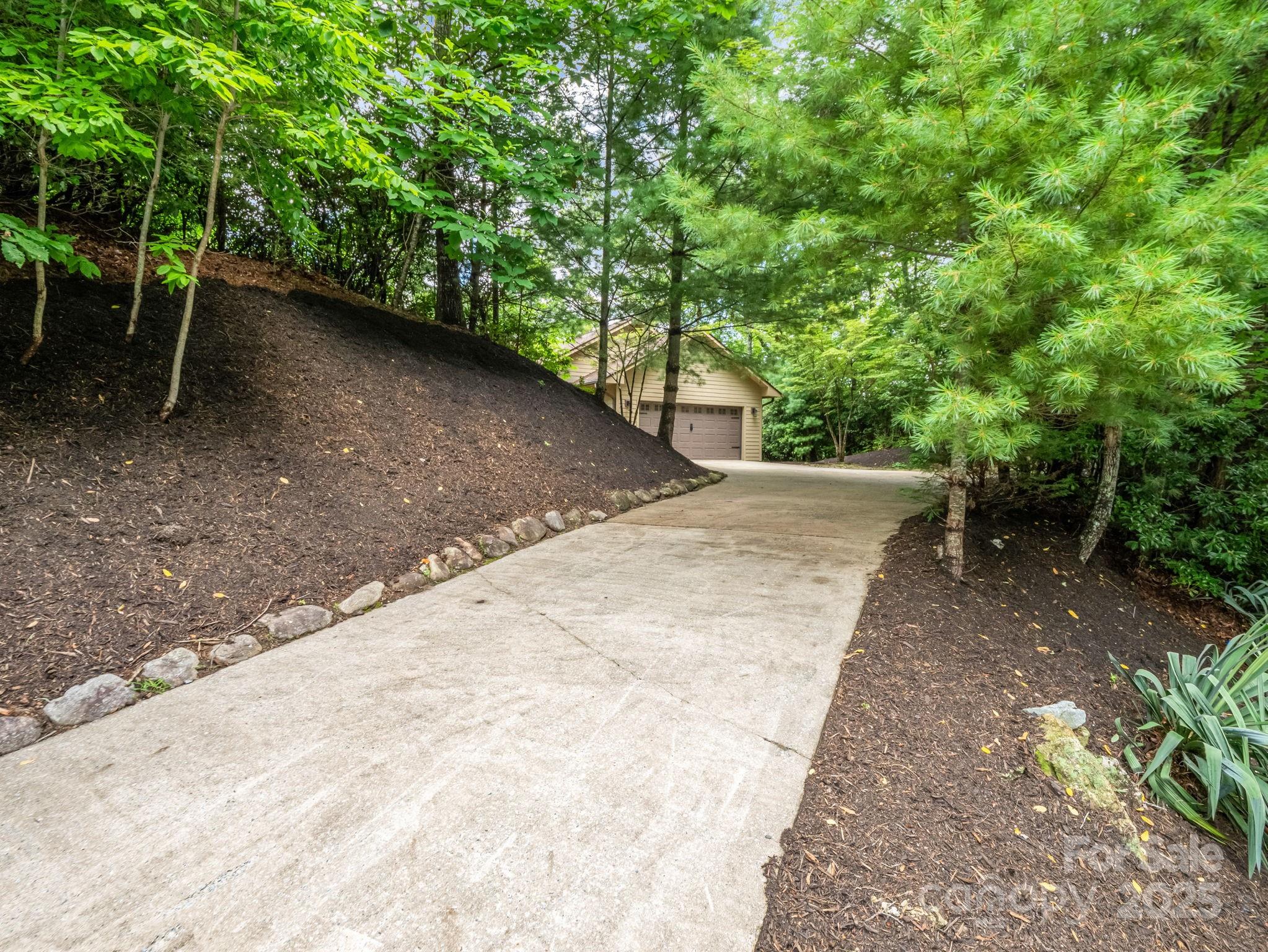 603 Kanasgowa Drive