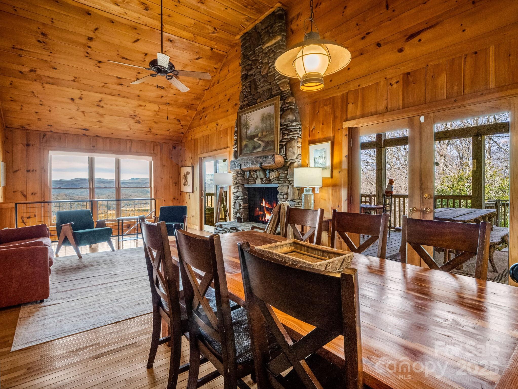 1692 Becky Mountain Road