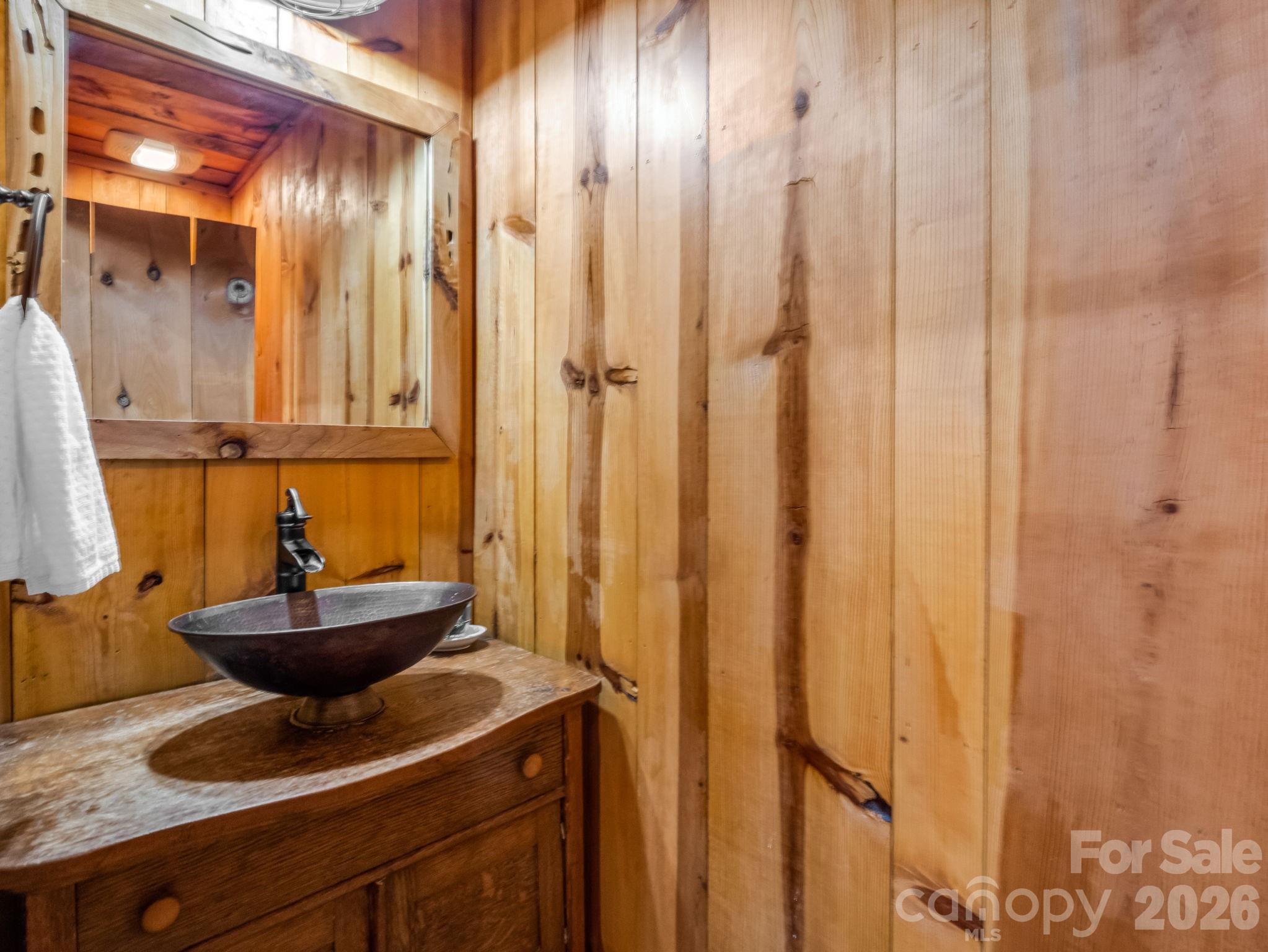 1692 Becky Mountain Road