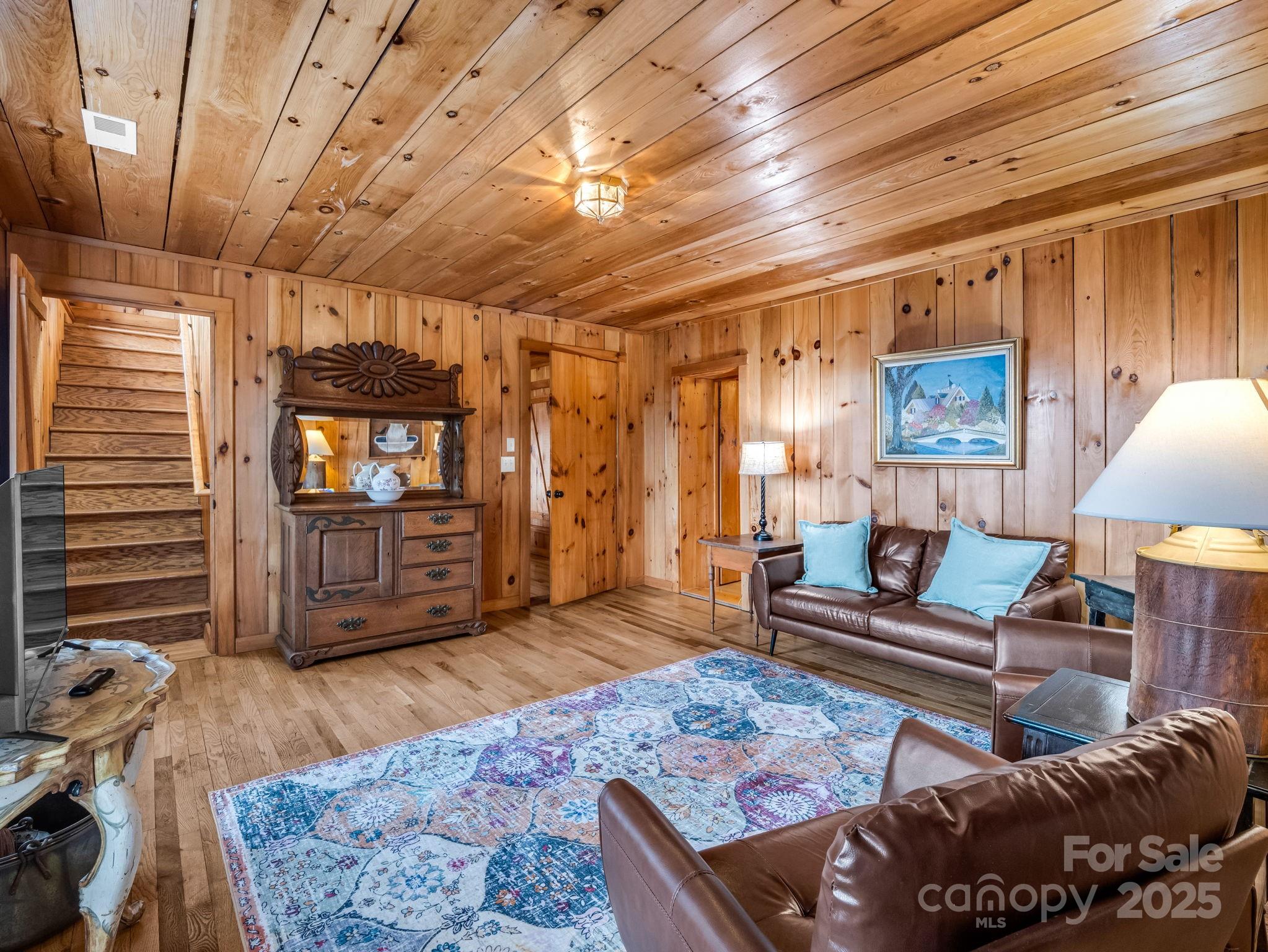 1692 Becky Mountain Road