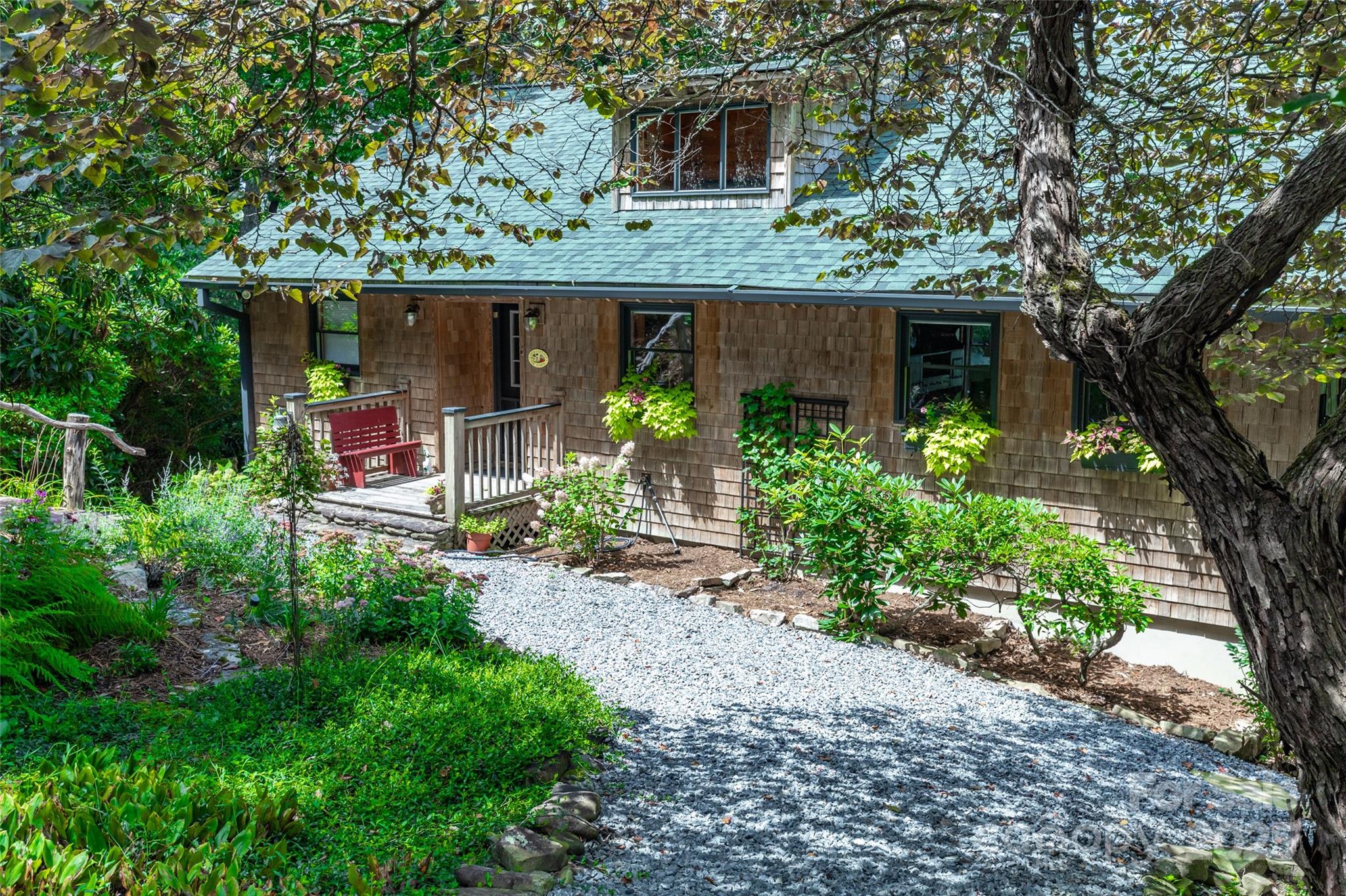 1692 Becky Mountain Road