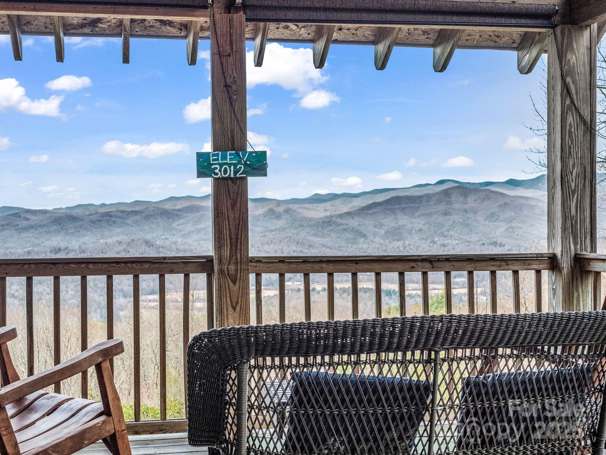 1692 Becky Mountain Road