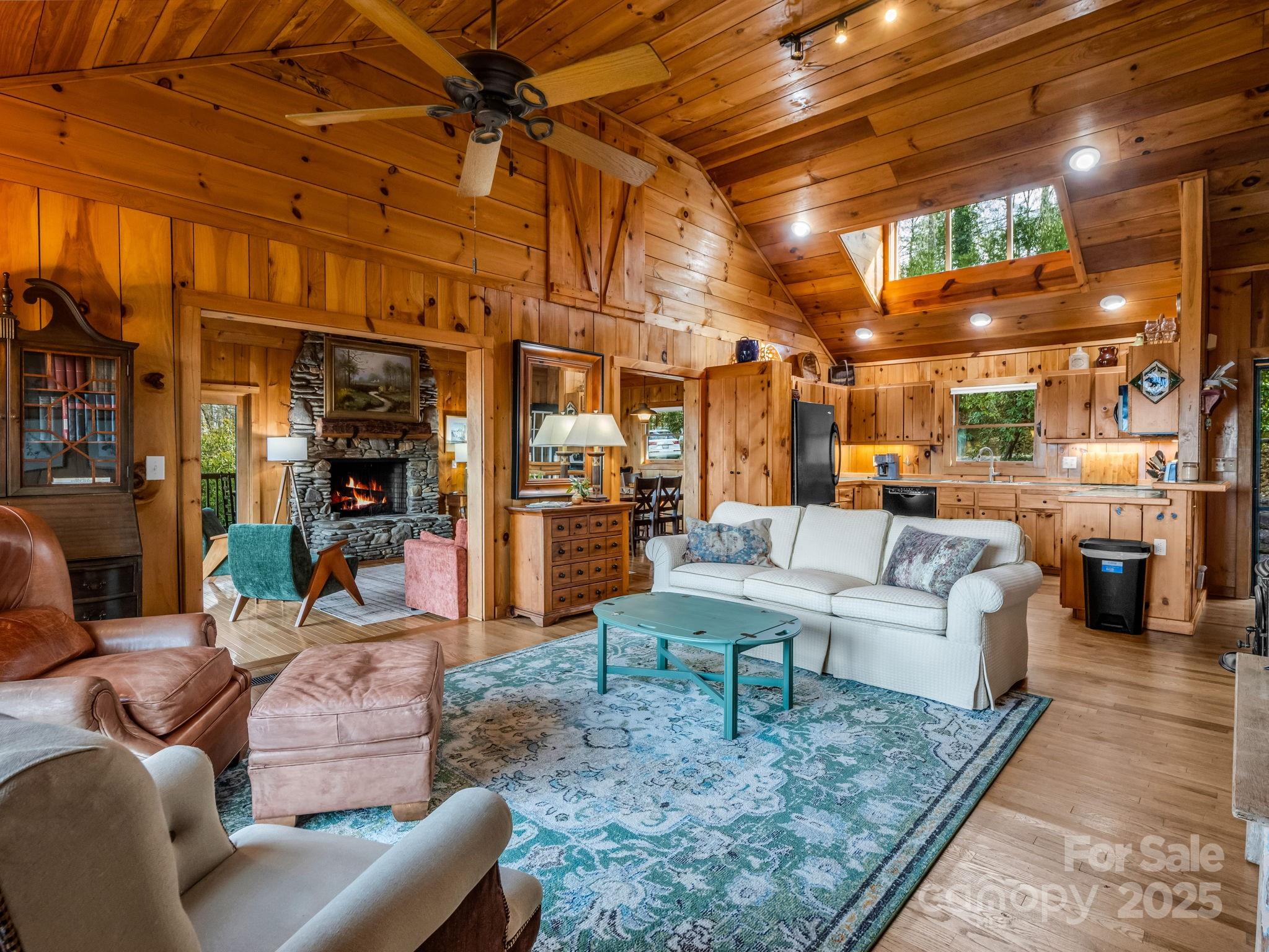 1692 Becky Mountain Road