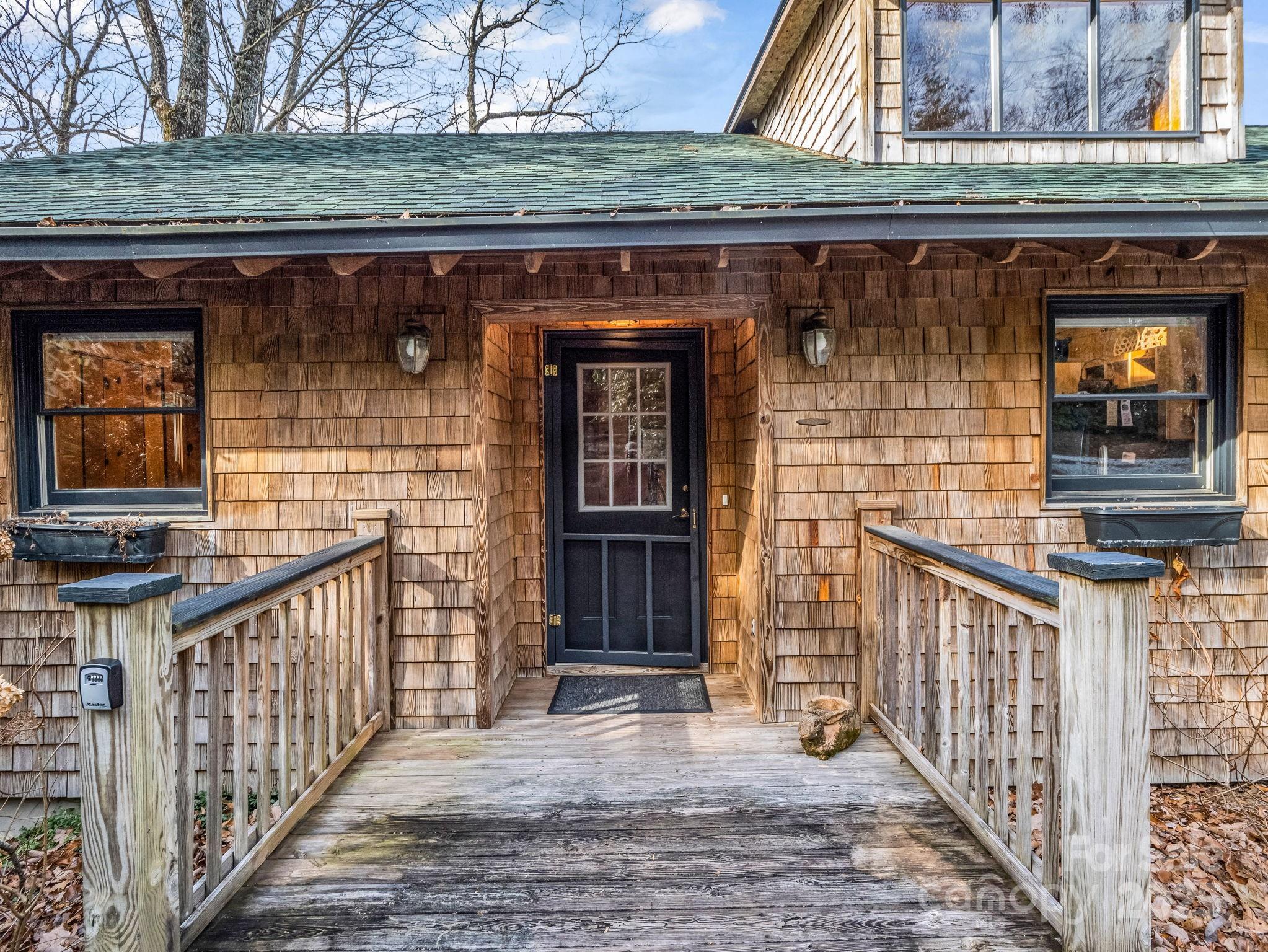 1692 Becky Mountain Road