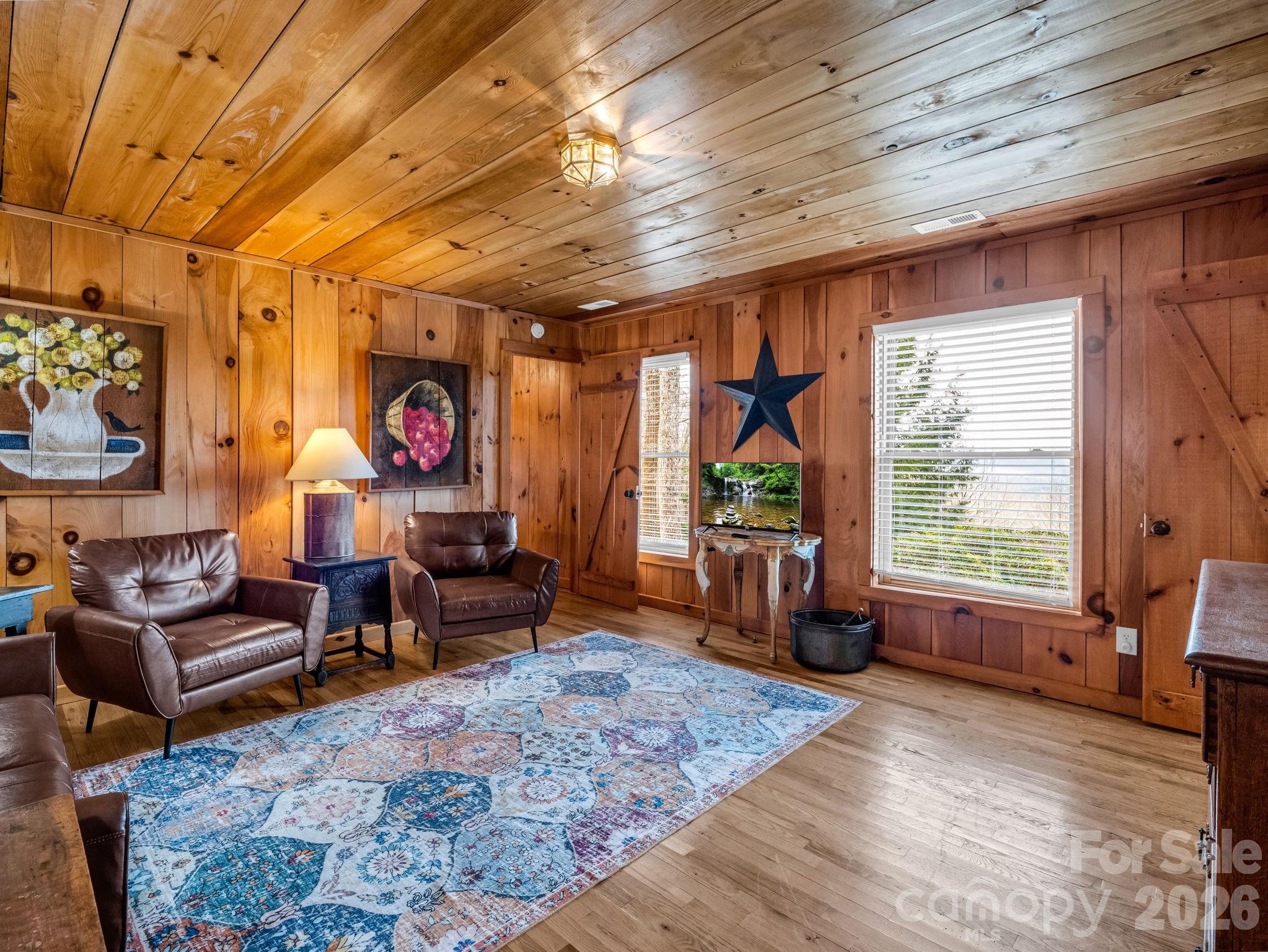 1692 Becky Mountain Road