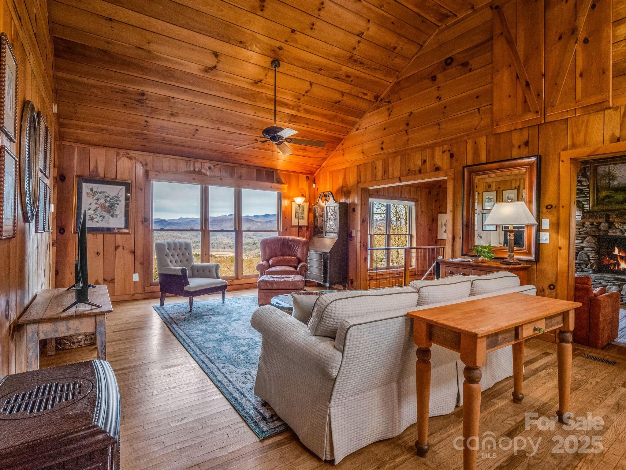 1692 Becky Mountain Road