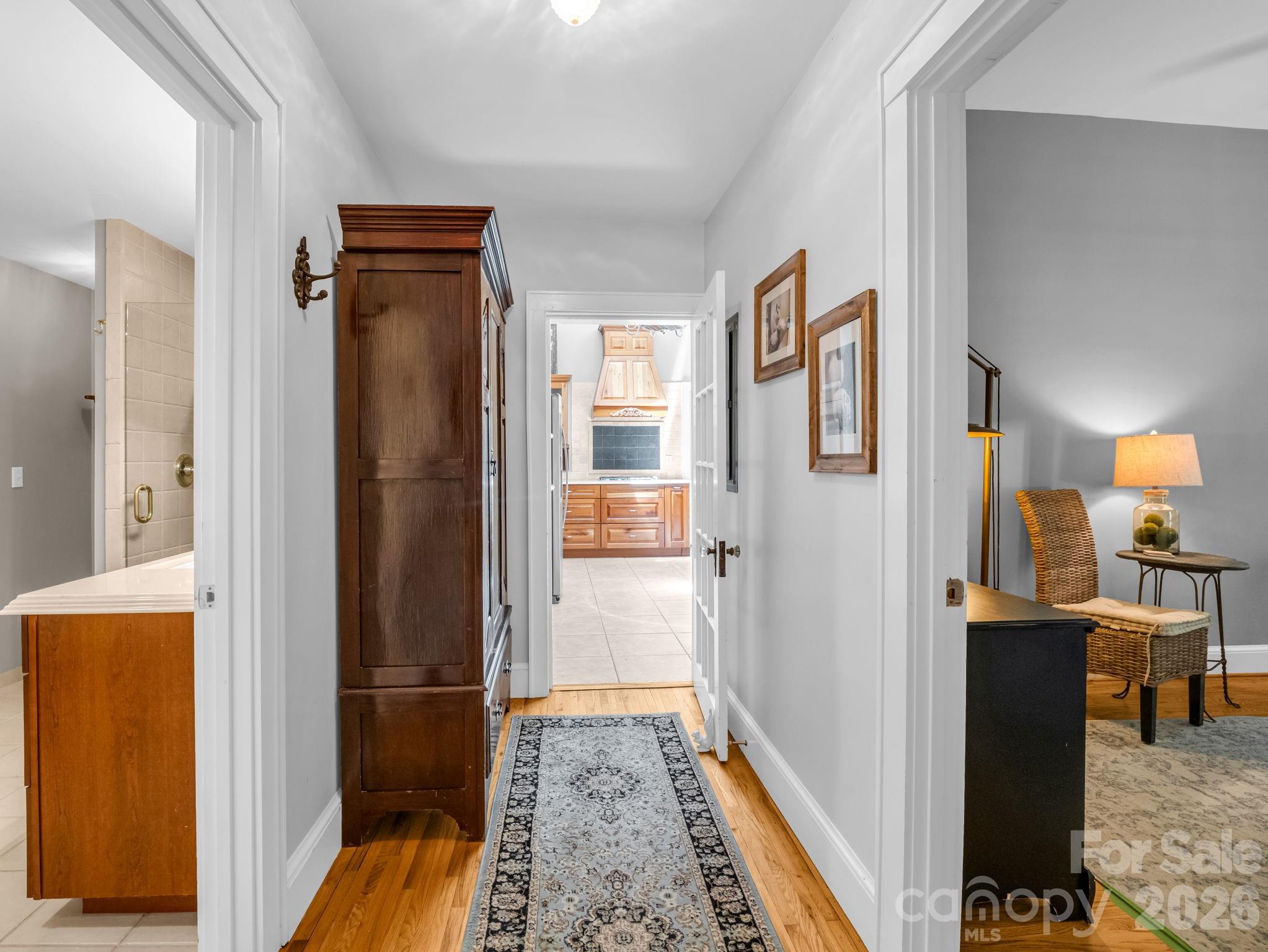 536 Maple Street