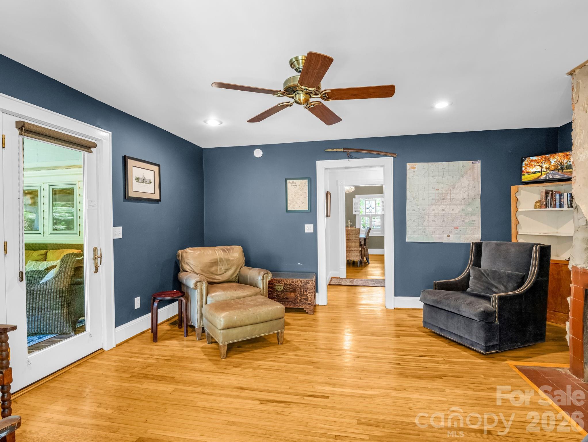 536 Maple Street
