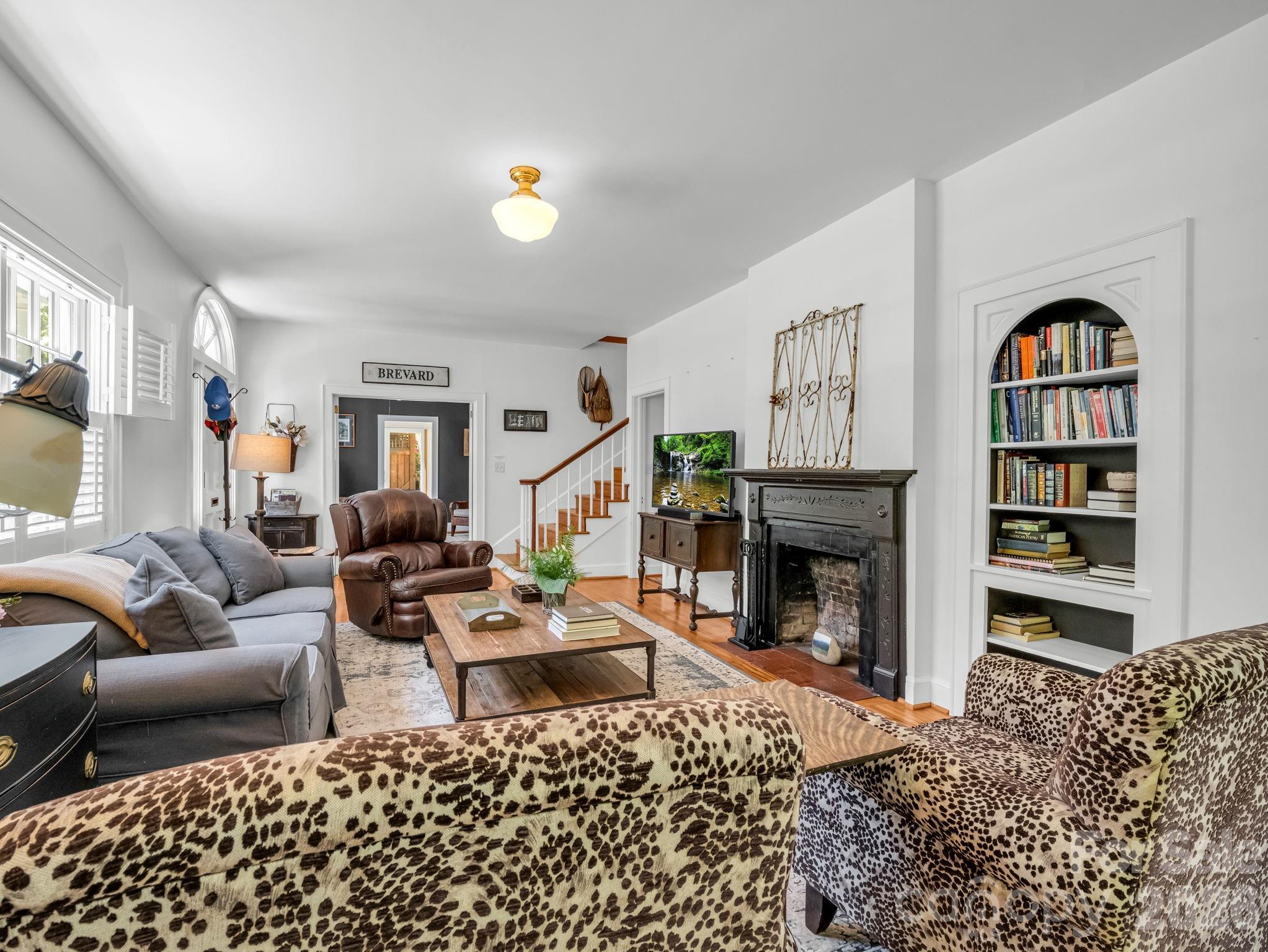 536 Maple Street