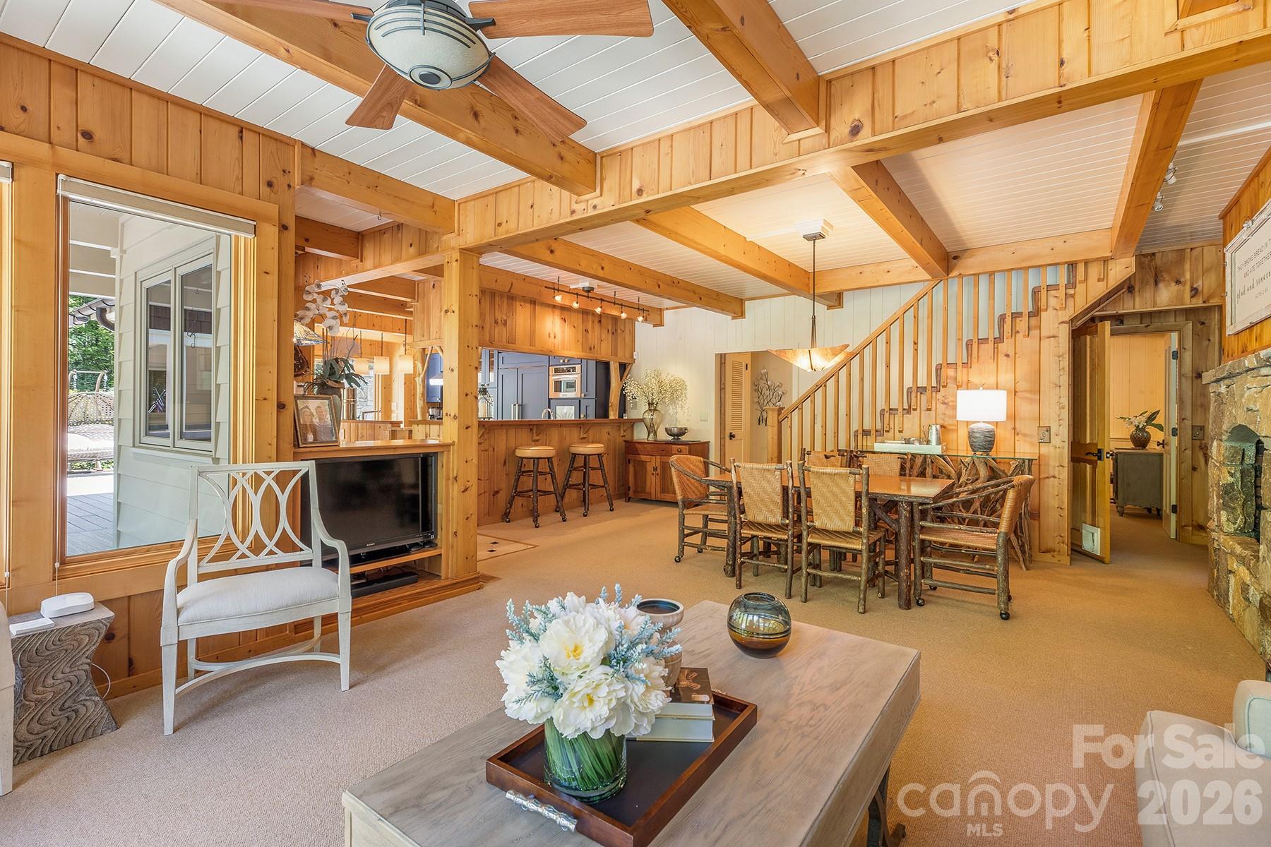 1213 Bull Pen Road