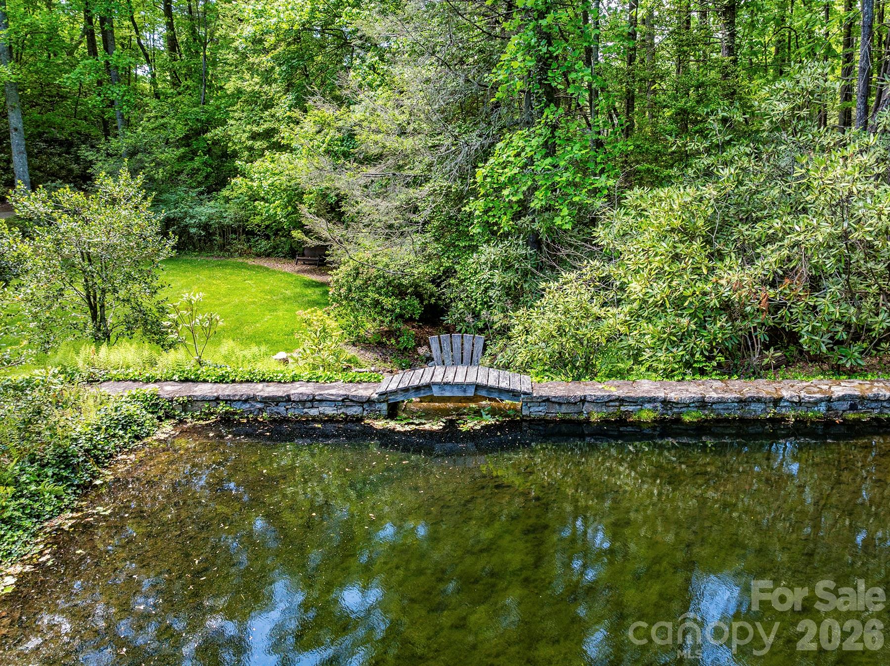 1213 Bull Pen Road