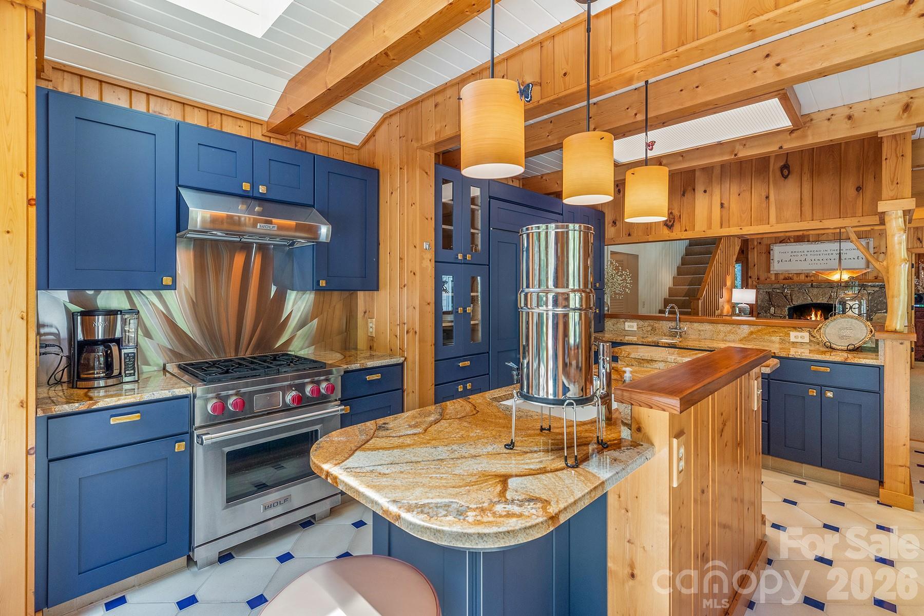 1213 Bull Pen Road