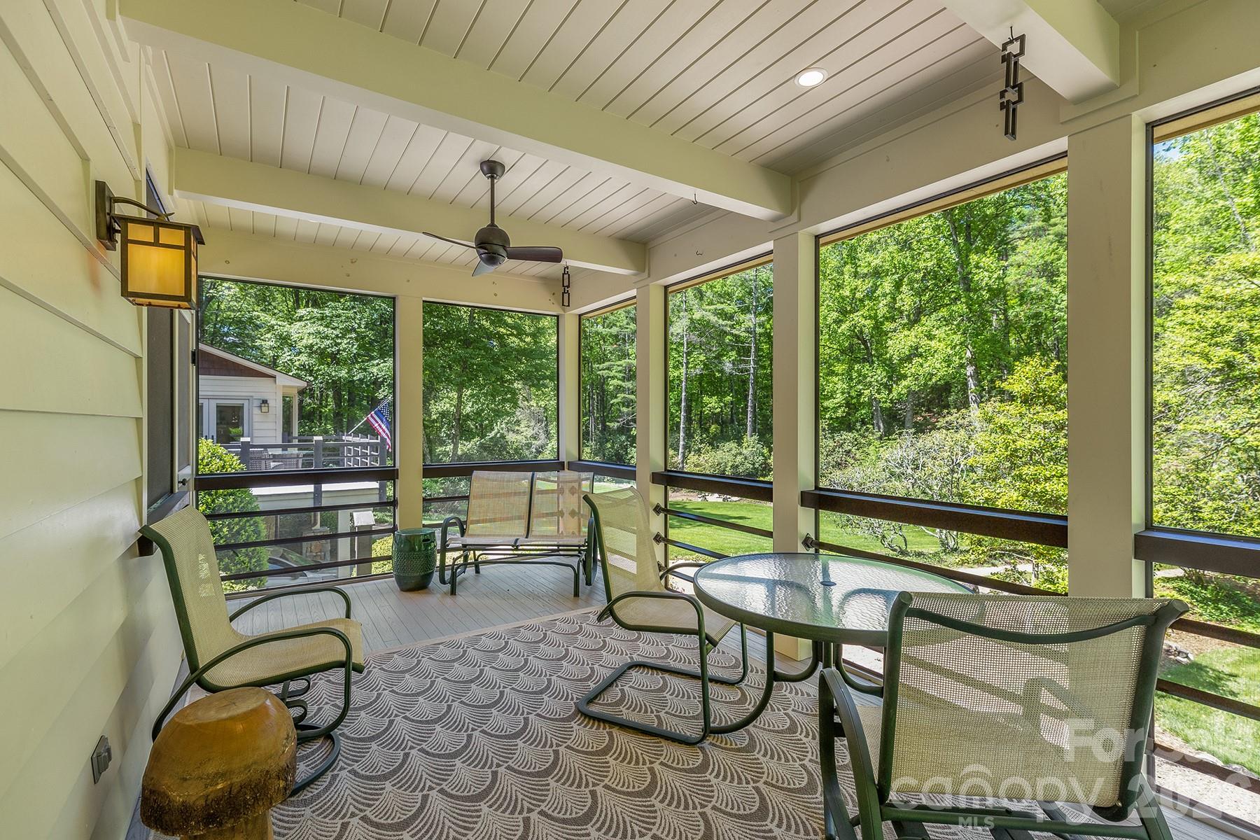 1213 Bull Pen Road