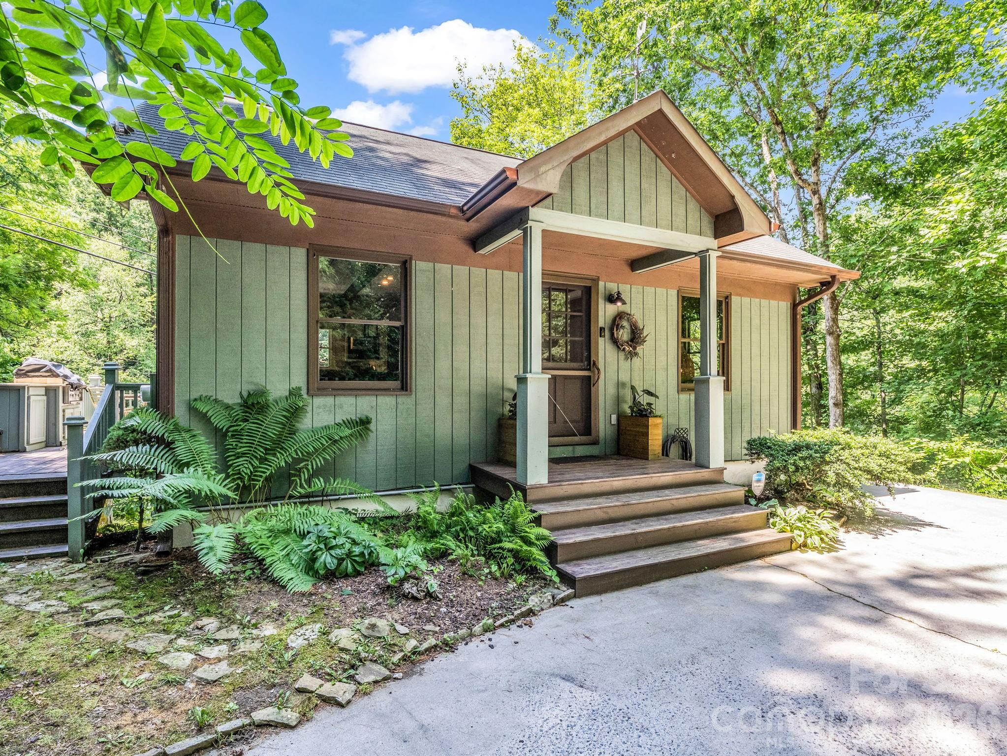 9390 East Fork Road