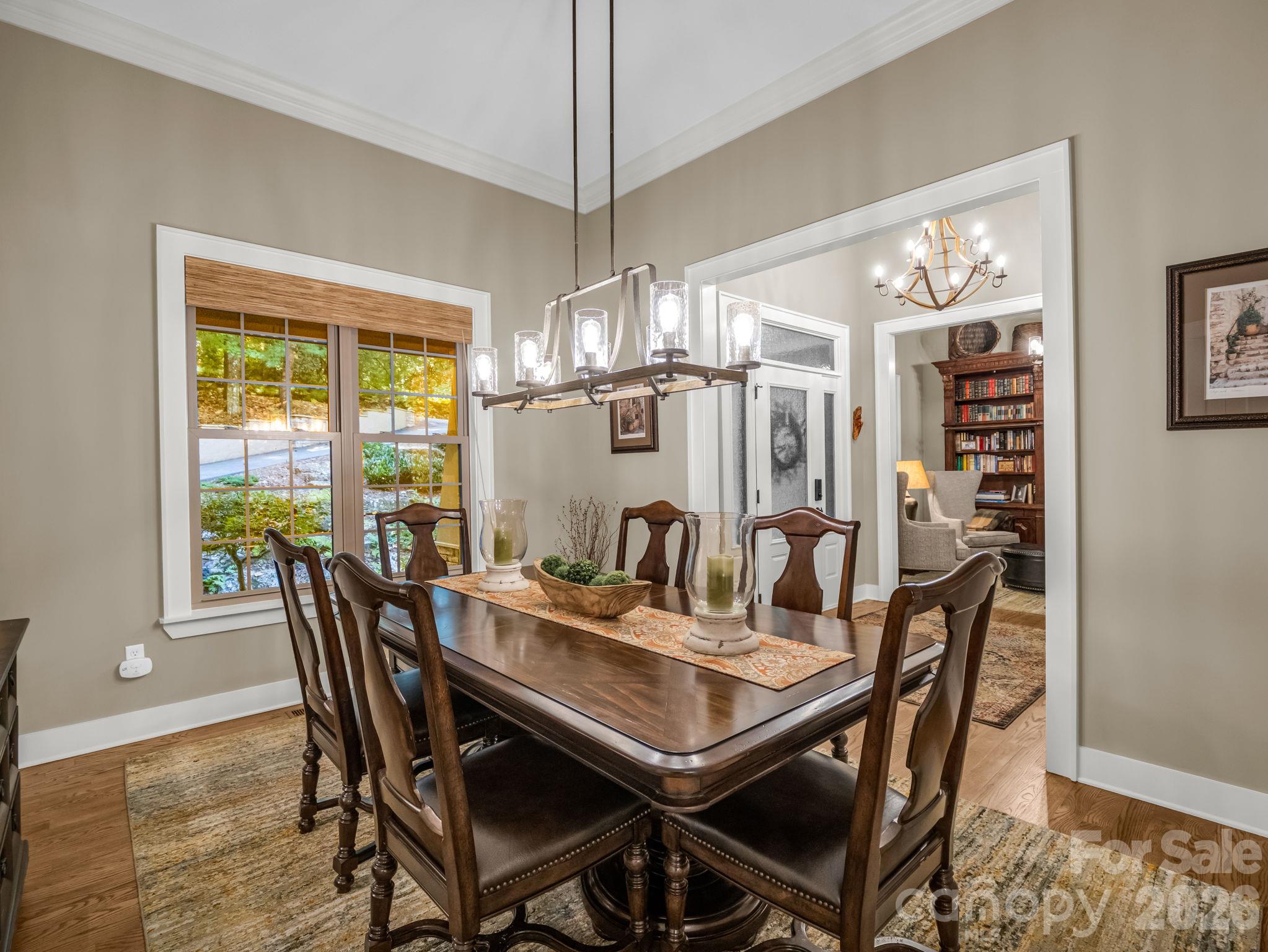 1349 Salola Lane