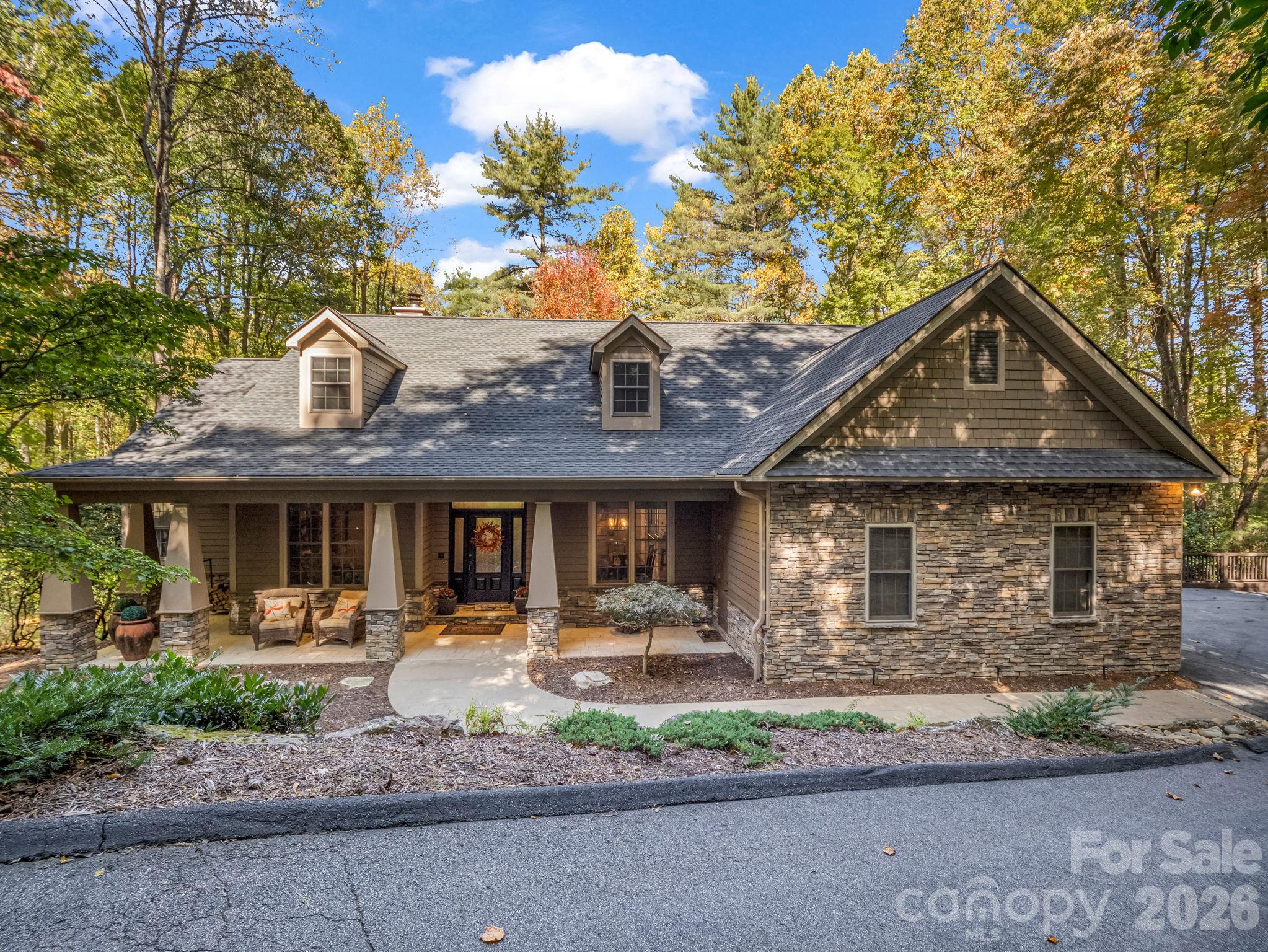 1349 Salola Lane