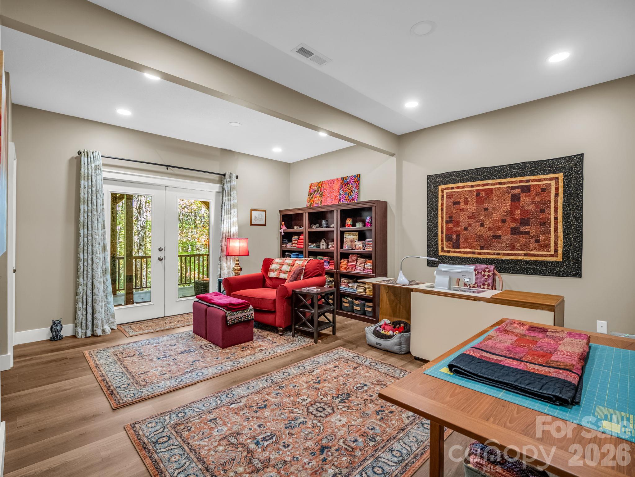 1349 Salola Lane