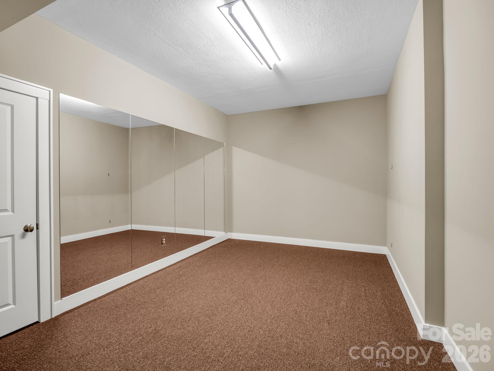1349 Salola Lane