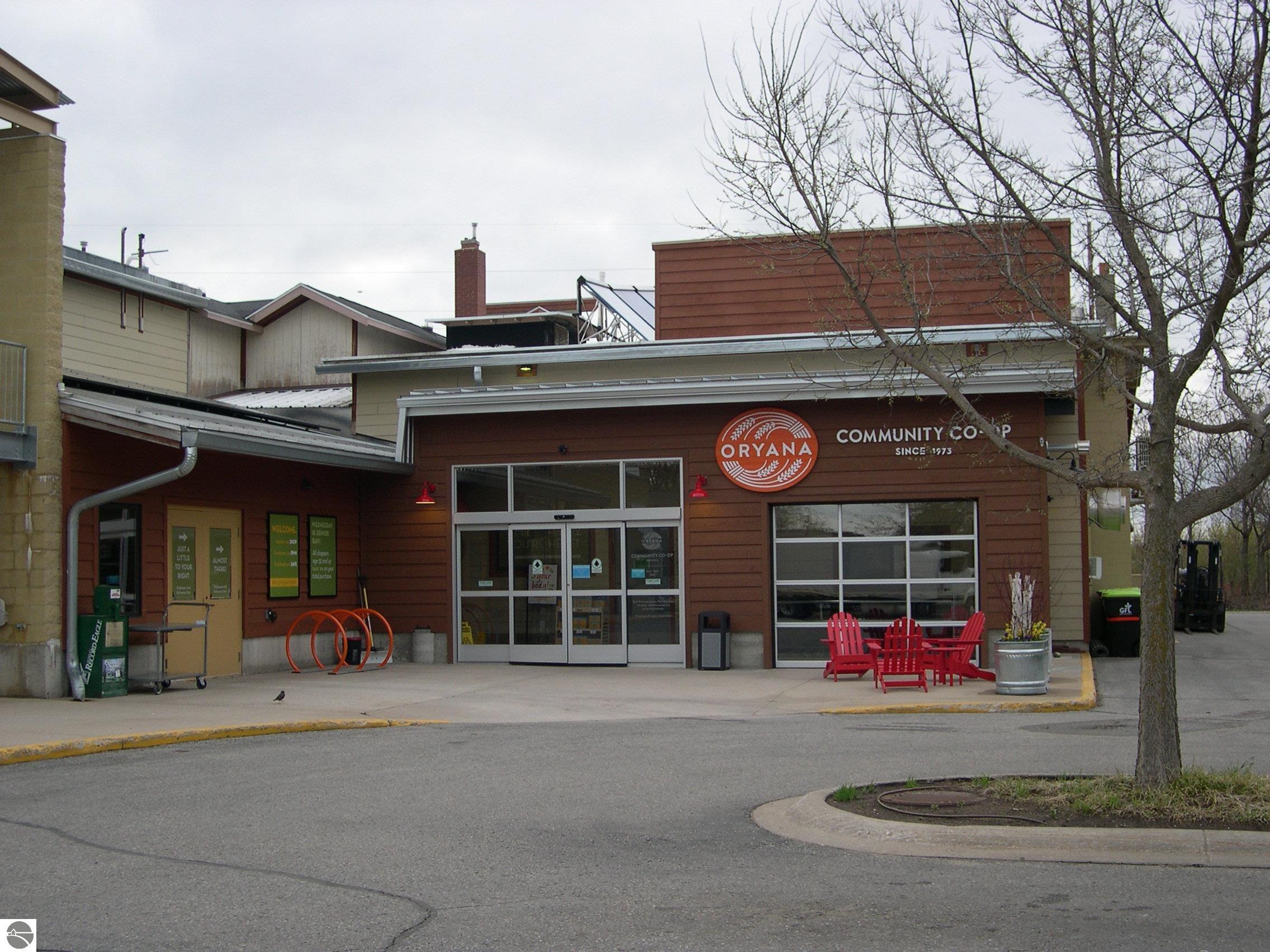 1629 Edgewater Ridge