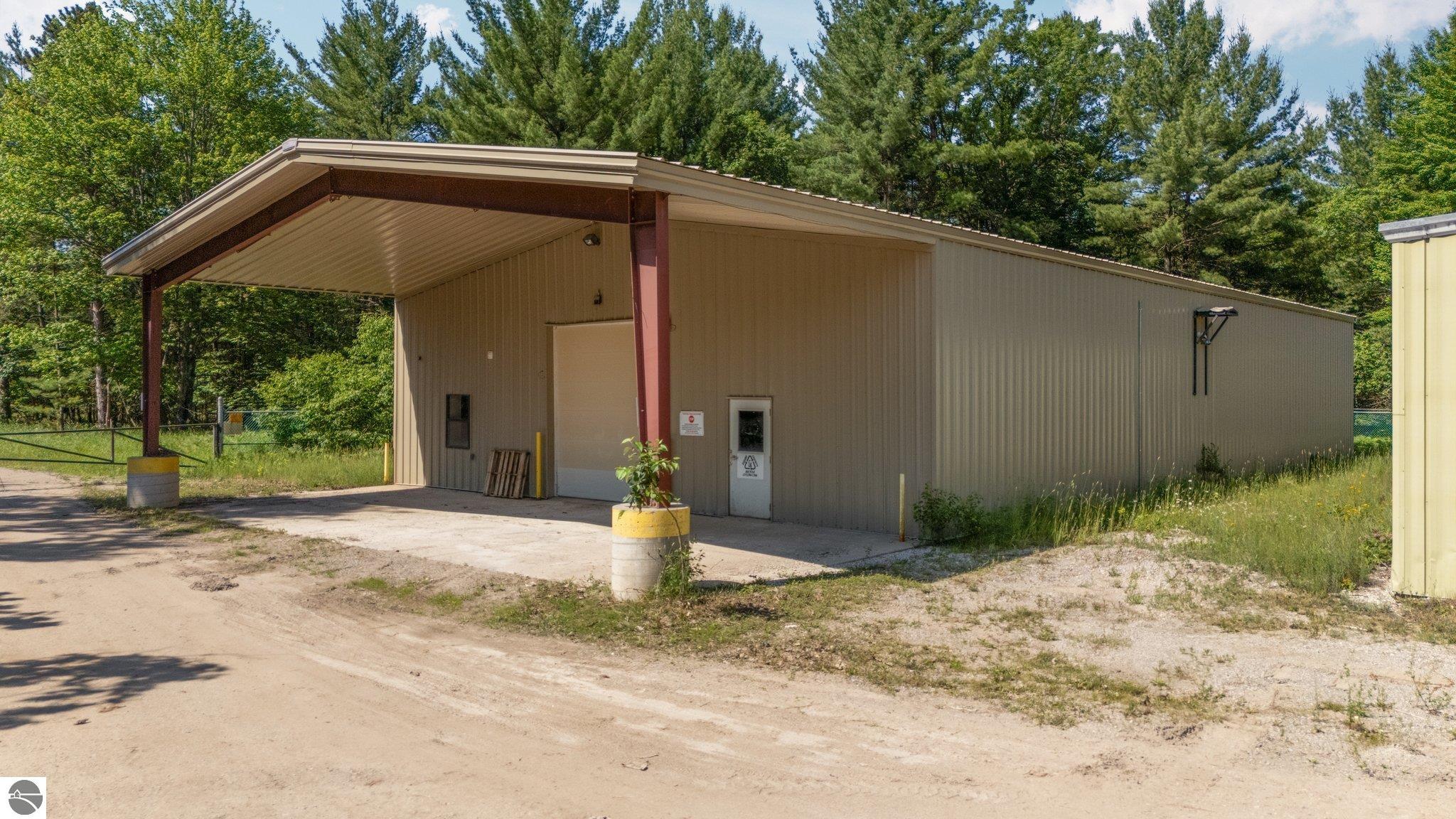 890 Island Lake Road
