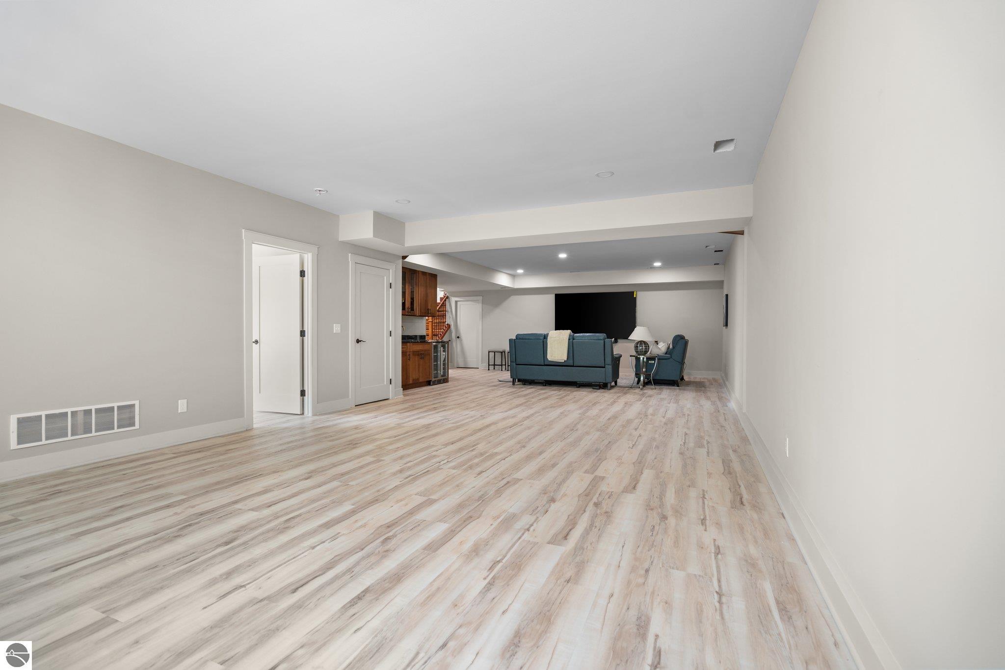 750 N Waypoint Circle # 1