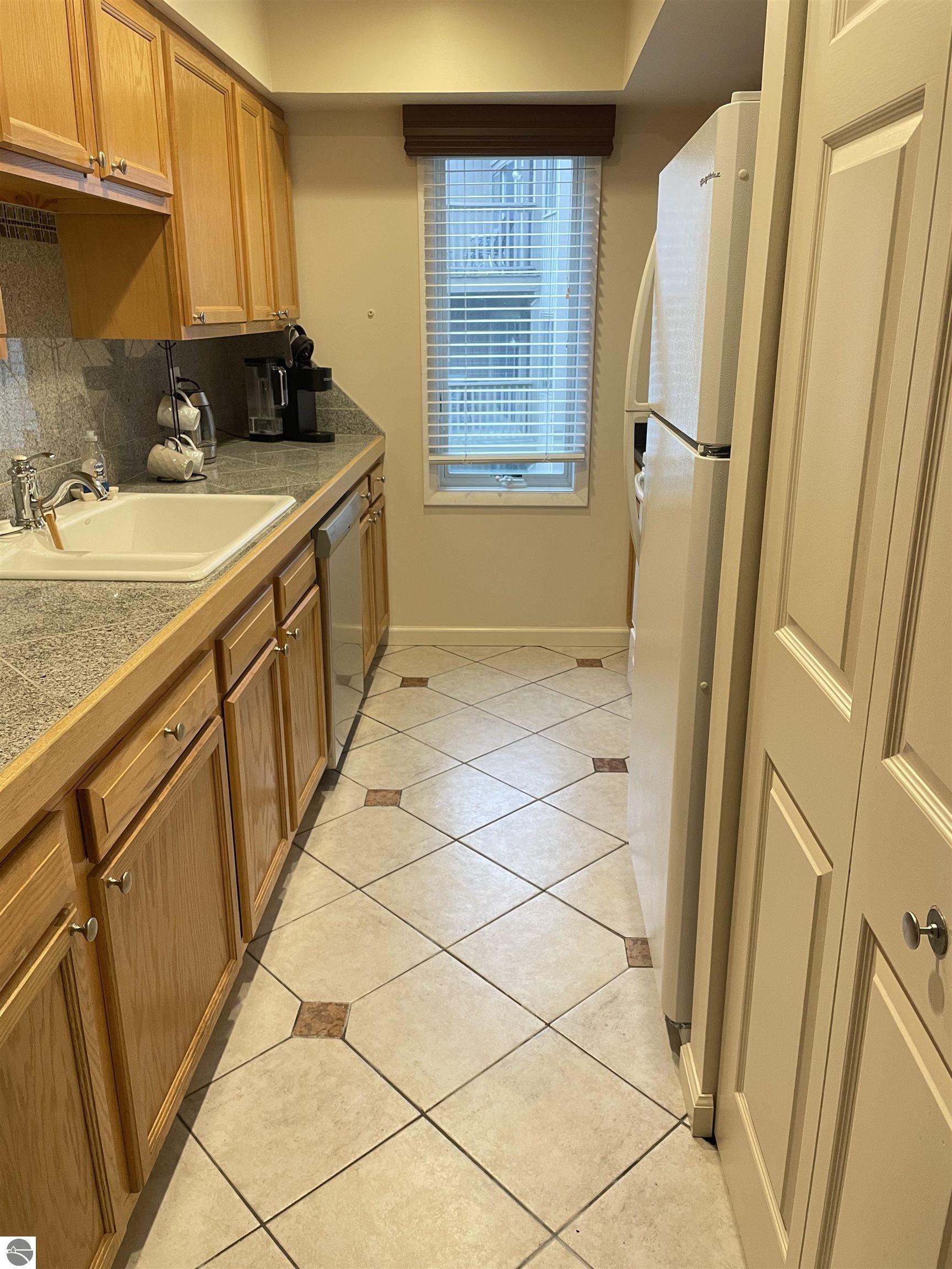 5539 Golfview Court # 24