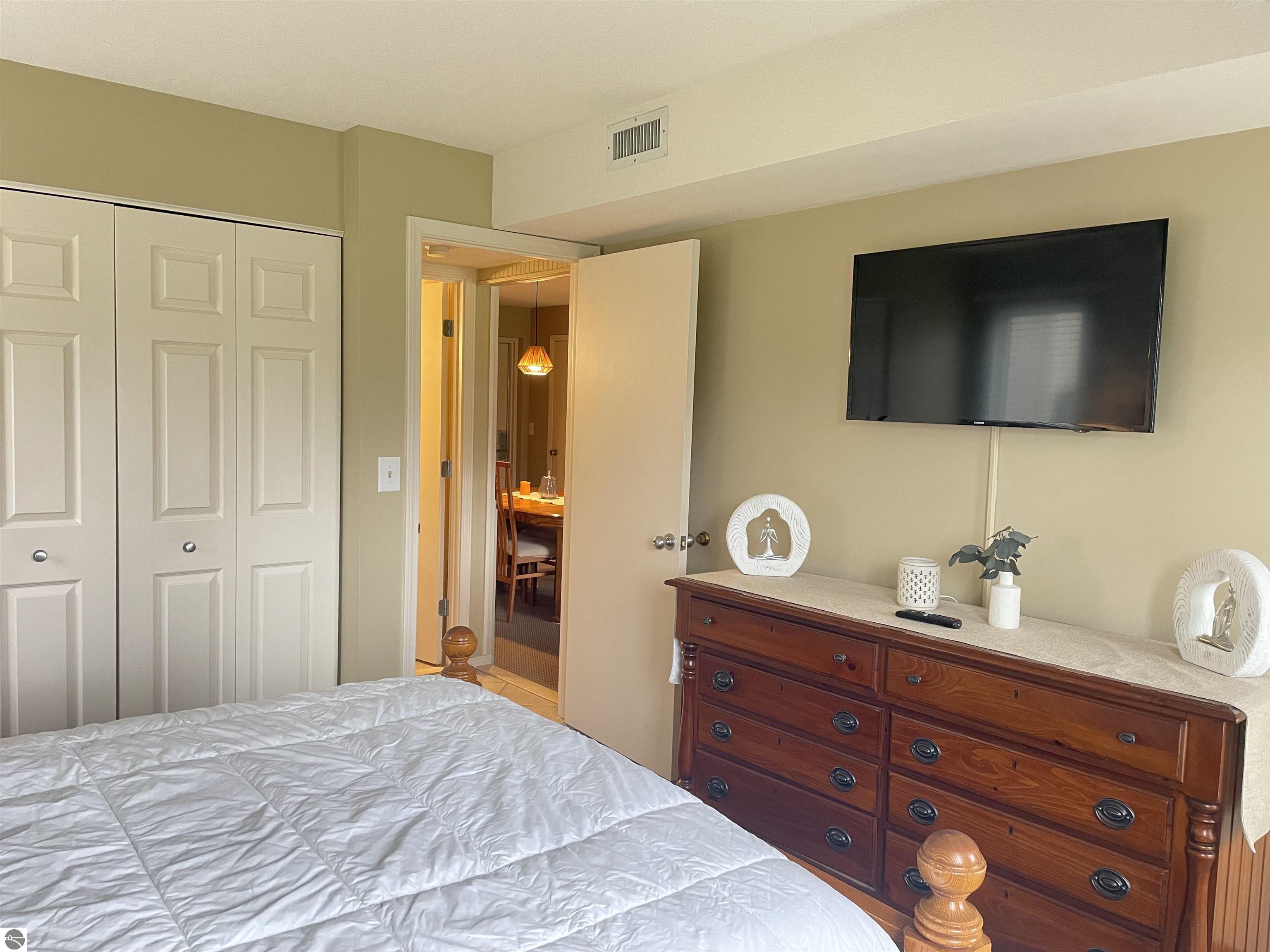 5539 Golfview Court # 24