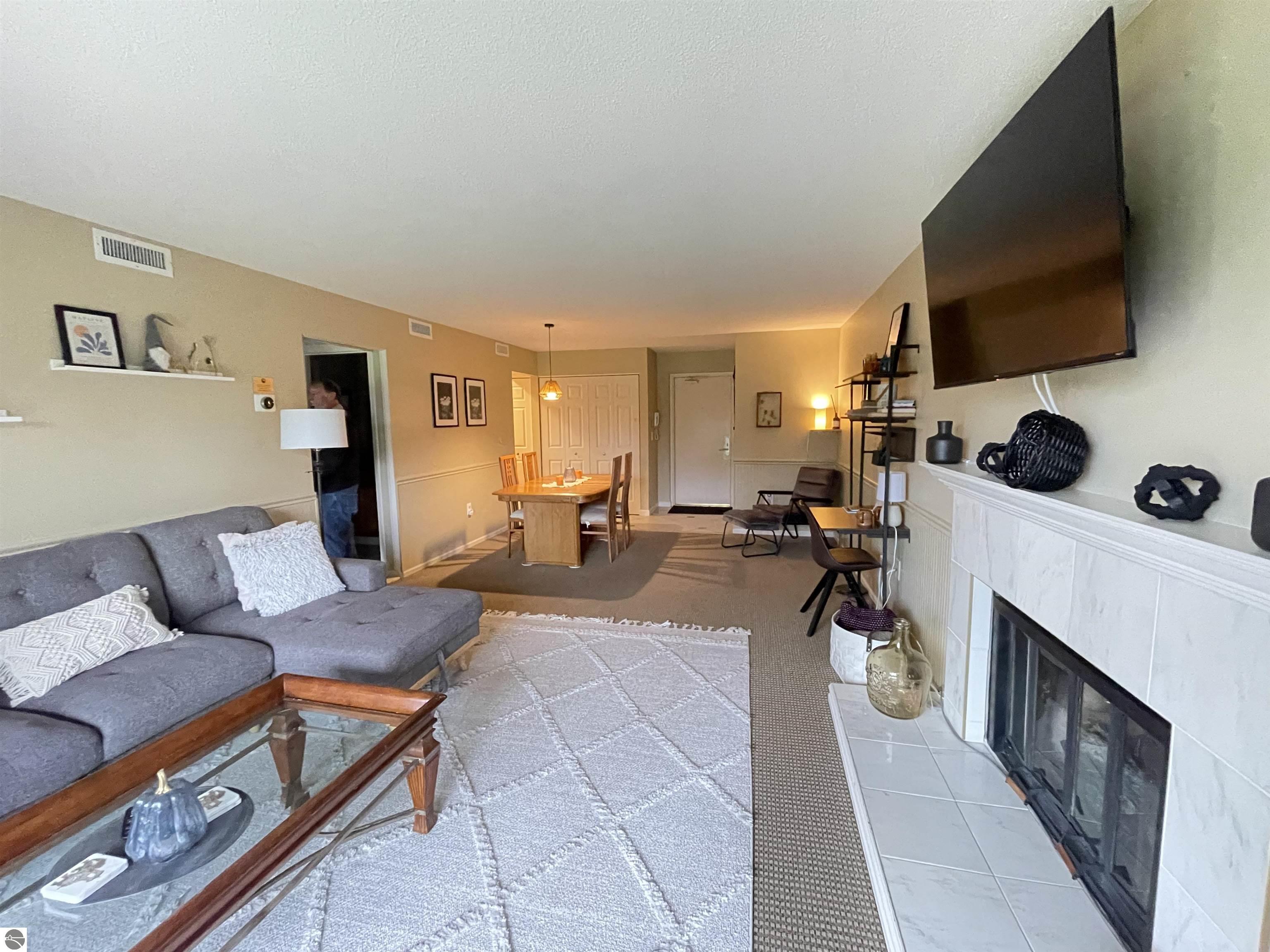5539 Golfview Court # 24
