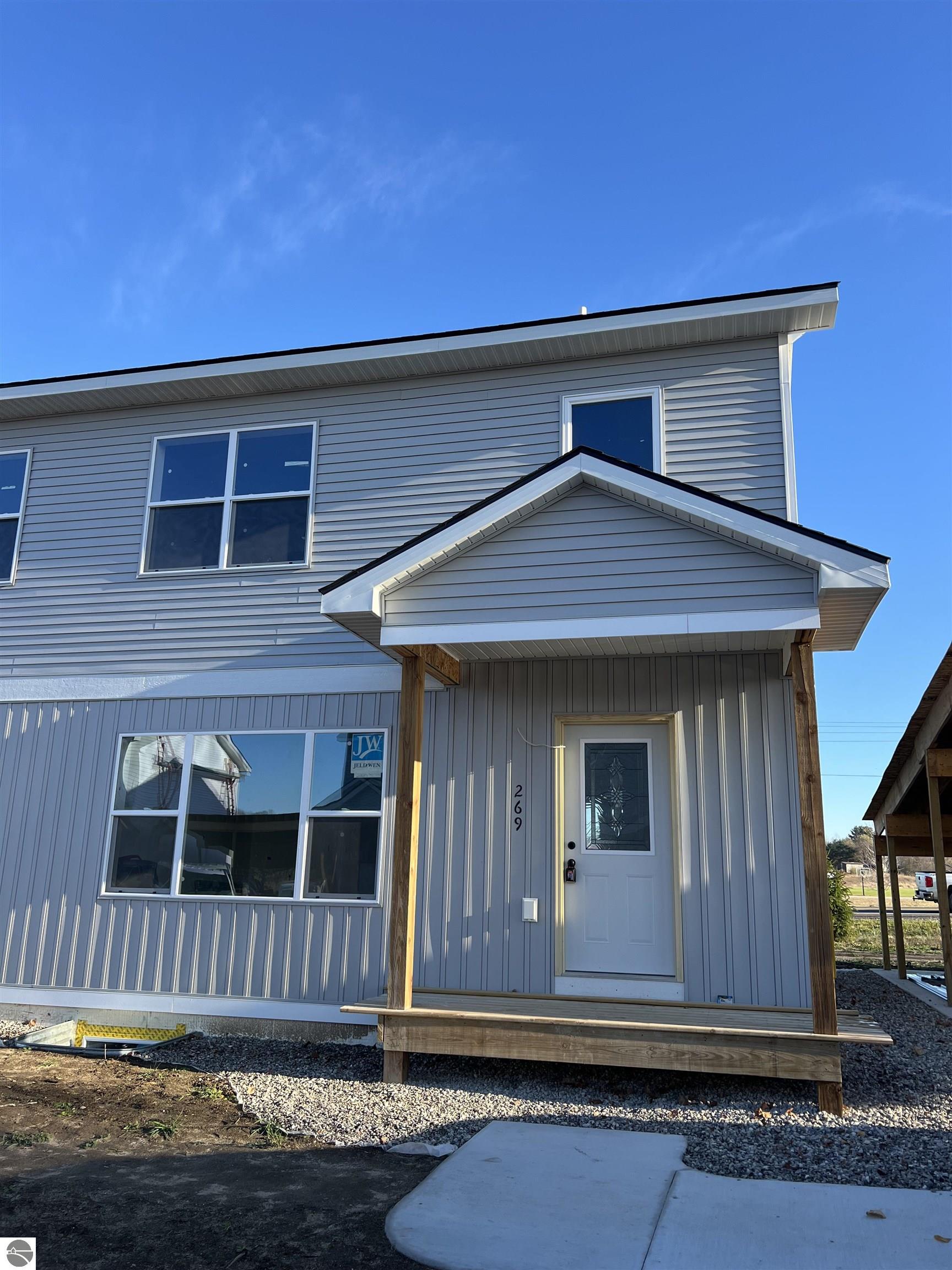 269 Thrive Boulevard # 4