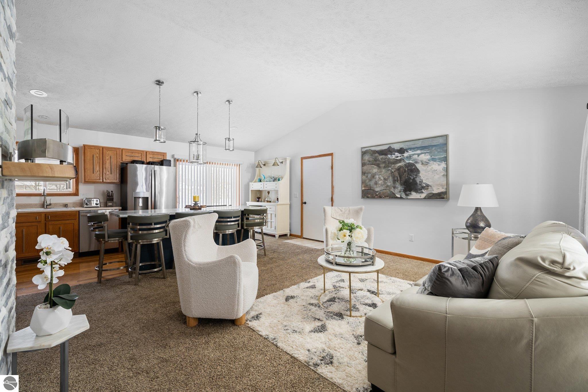 2204 Woodcock Lane
