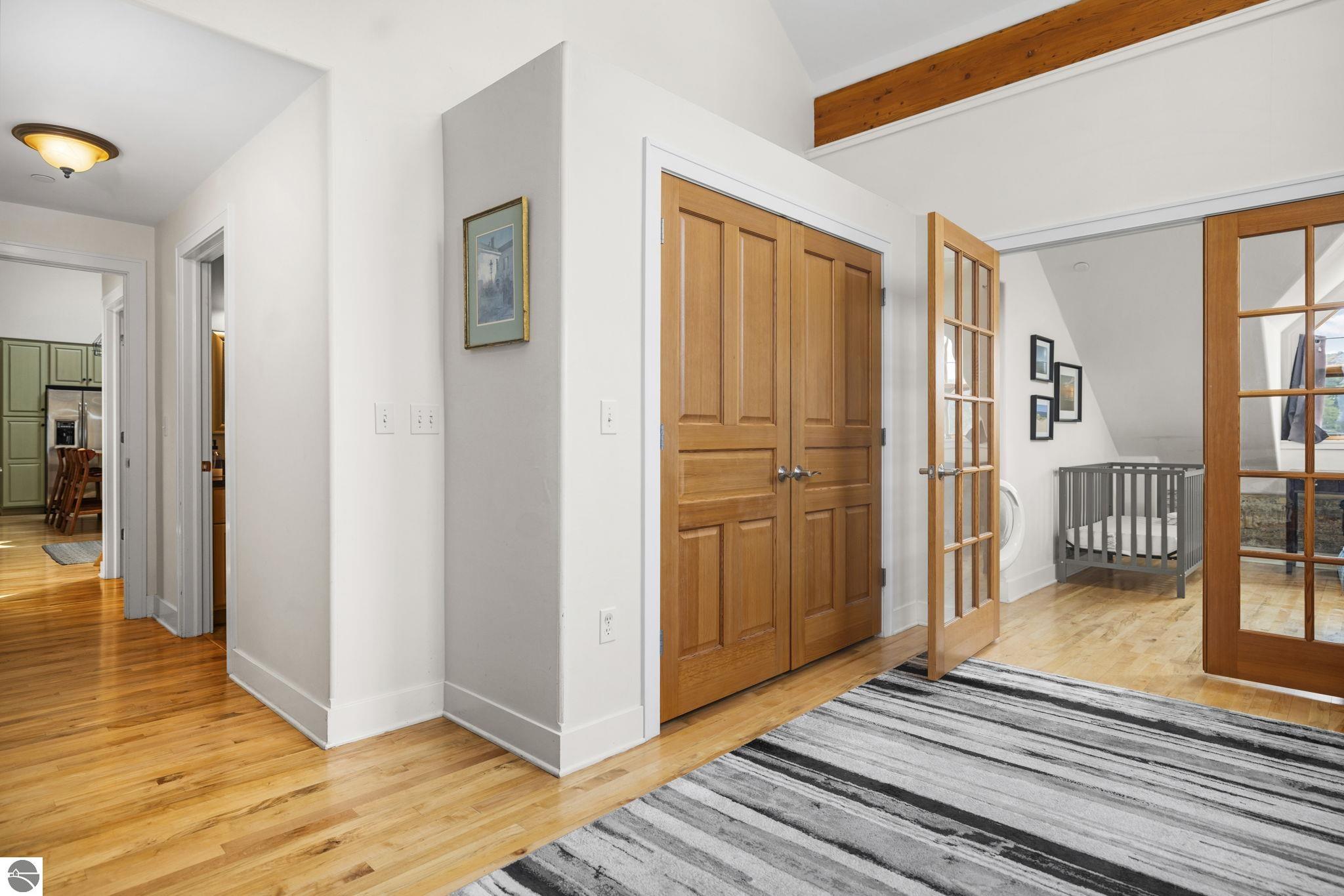 800 Cottageview Drive # 400