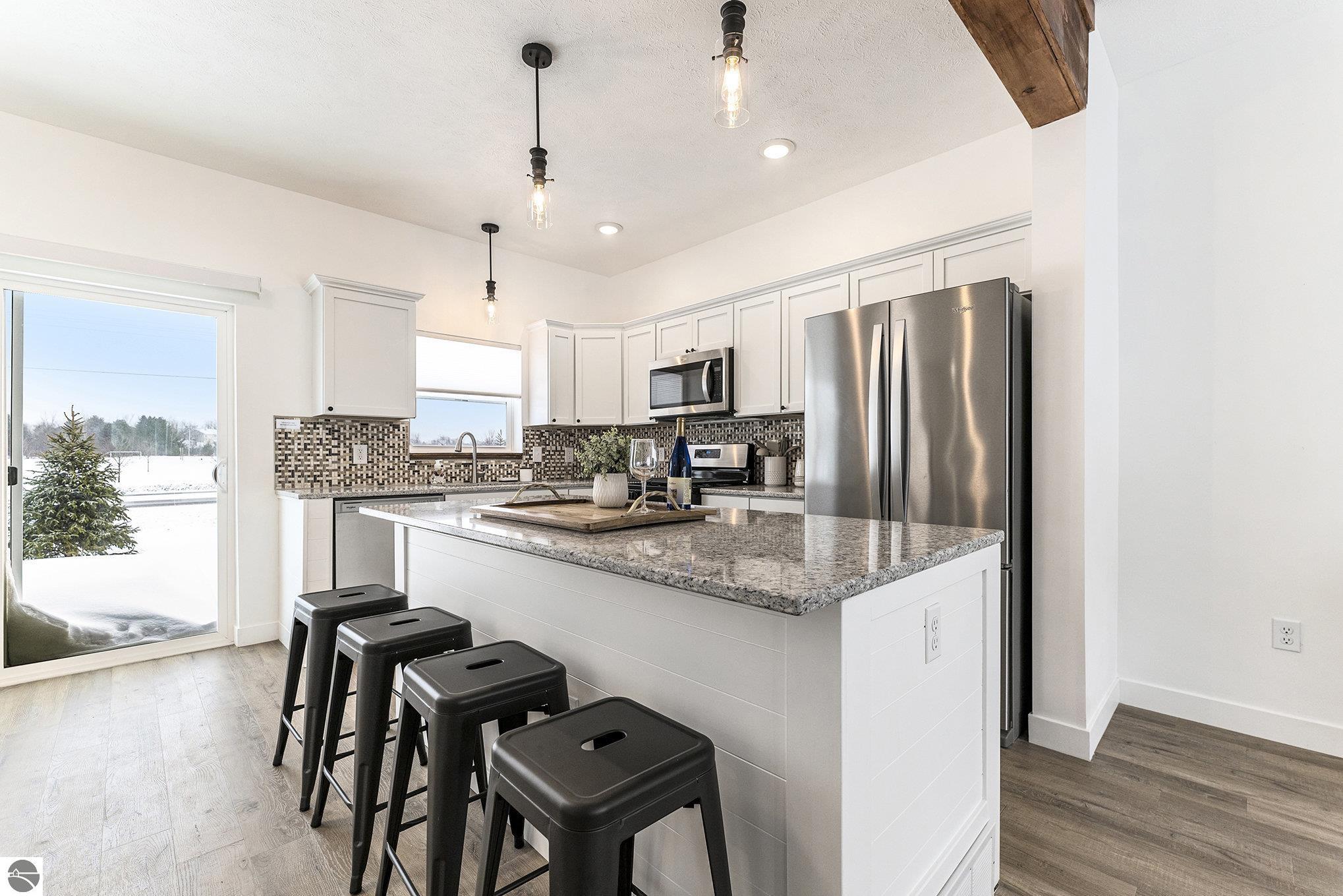 258 Thrive Boulevard # 9