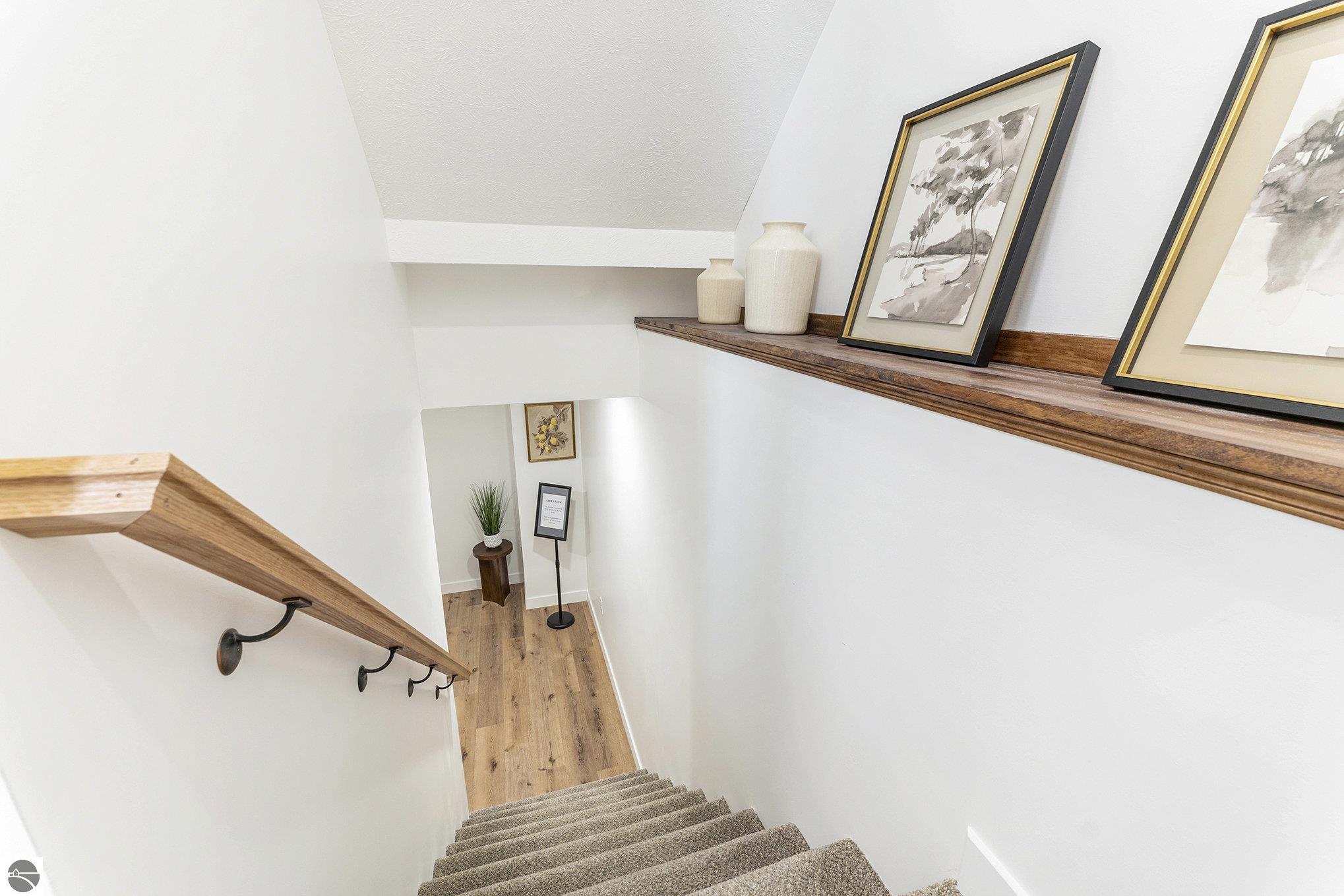 258 Thrive Boulevard # 9