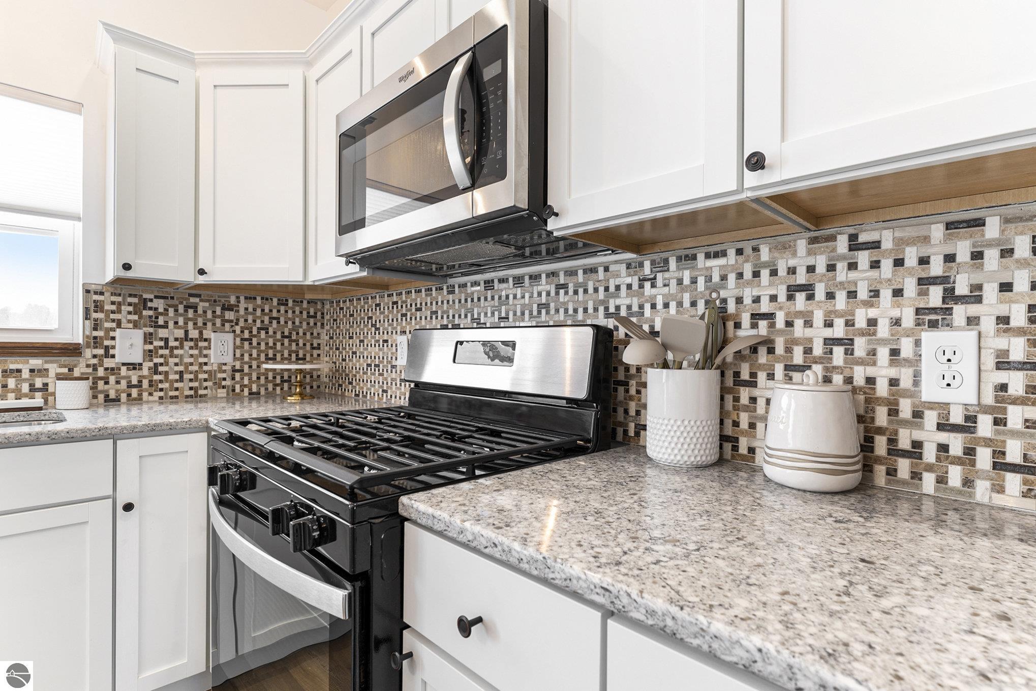 258 Thrive Boulevard # 9