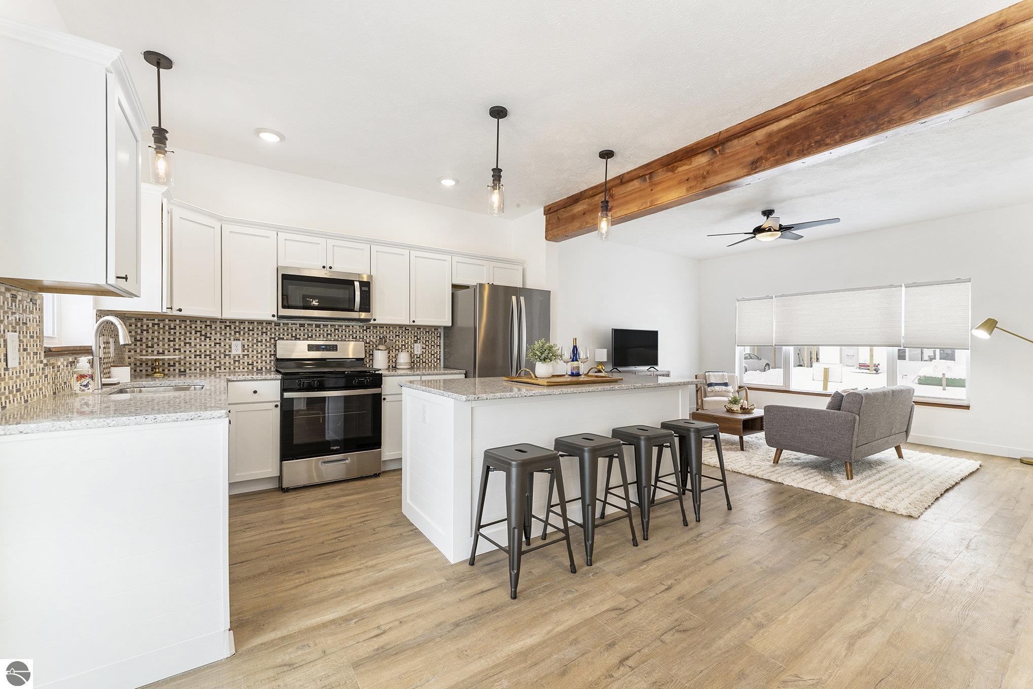 258 Thrive Boulevard # 9