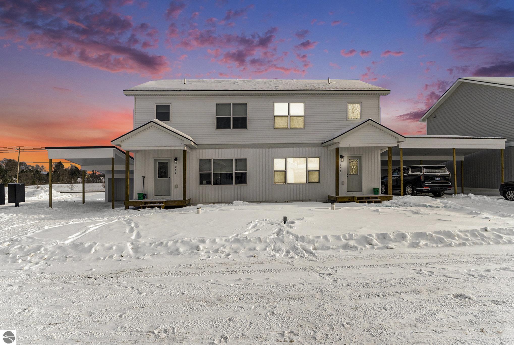 258 Thrive Boulevard # 9
