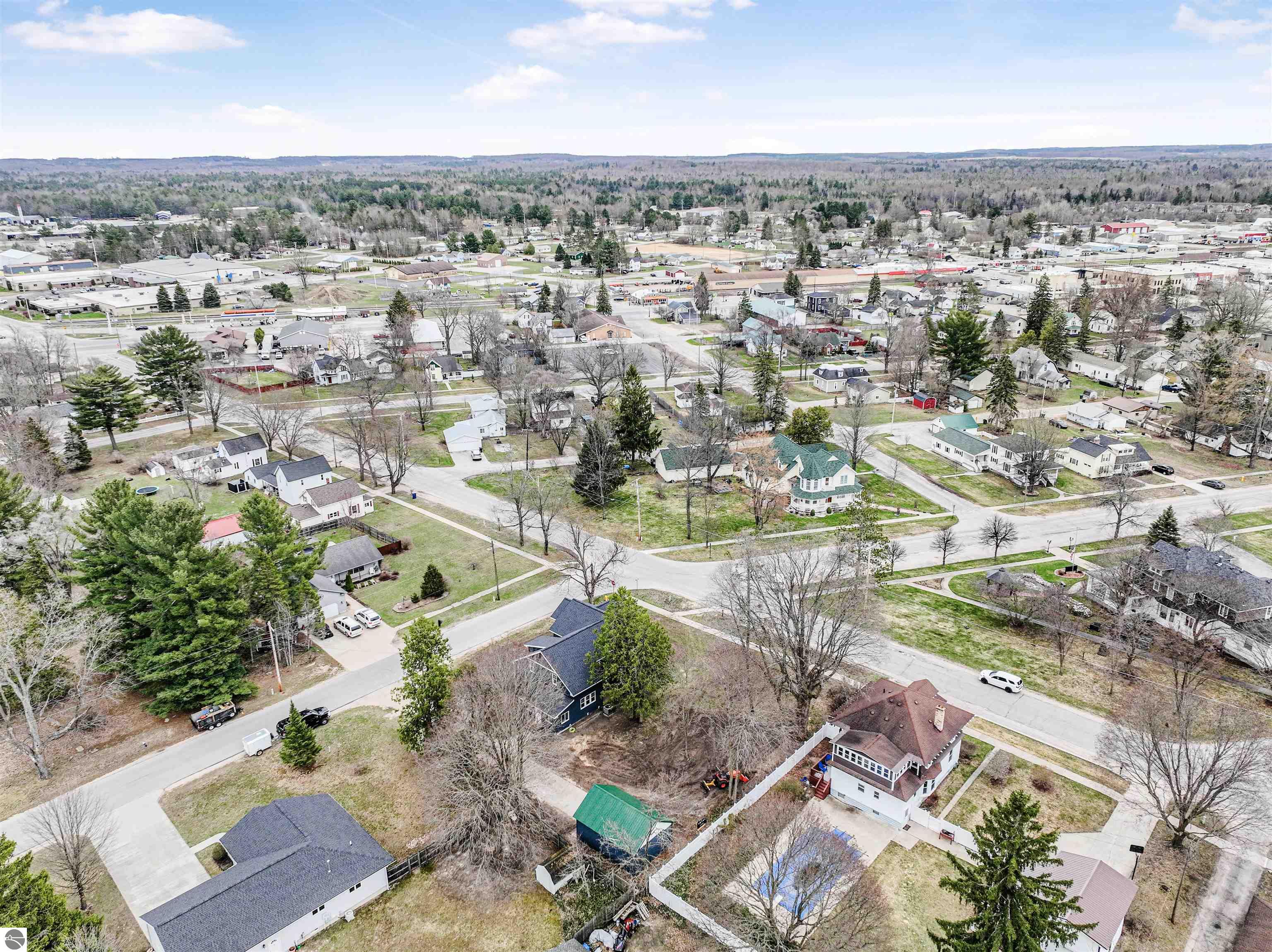 302 W Dresden Street