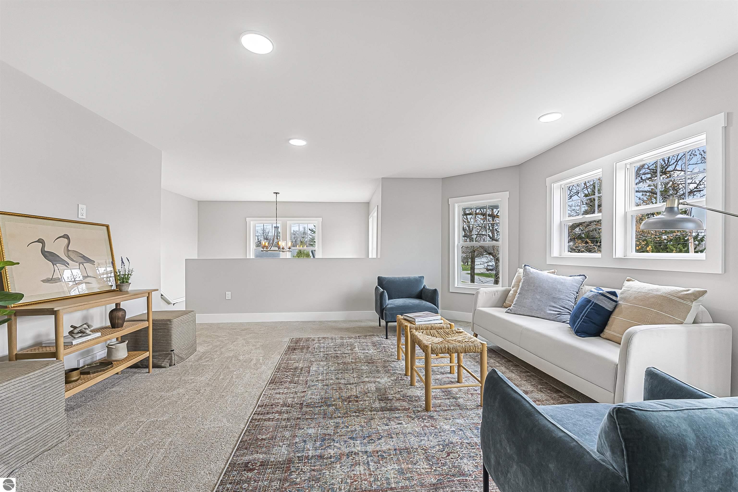 302 W Dresden Street