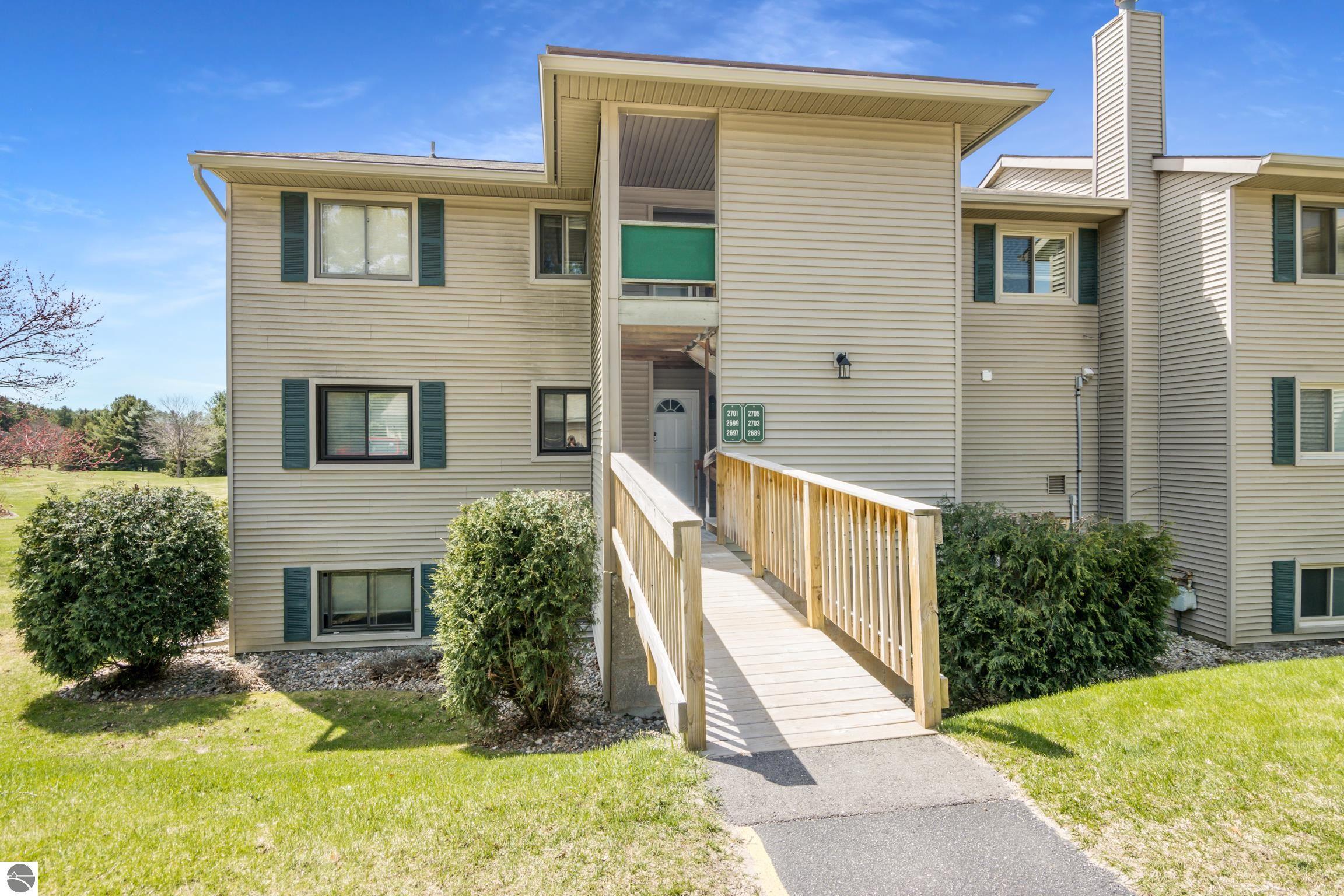 2703 Green Meadows Drive