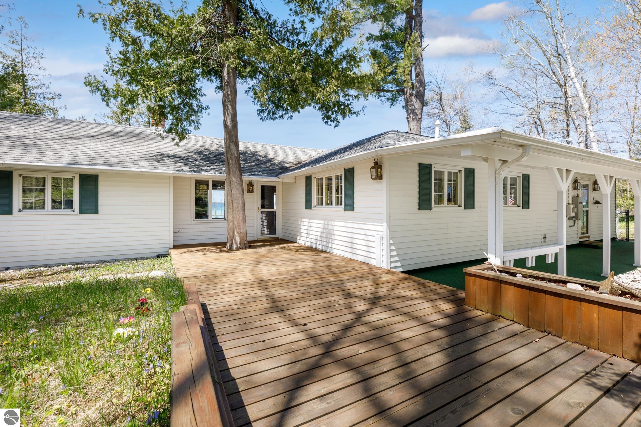 8432 S Dunns Farm Road